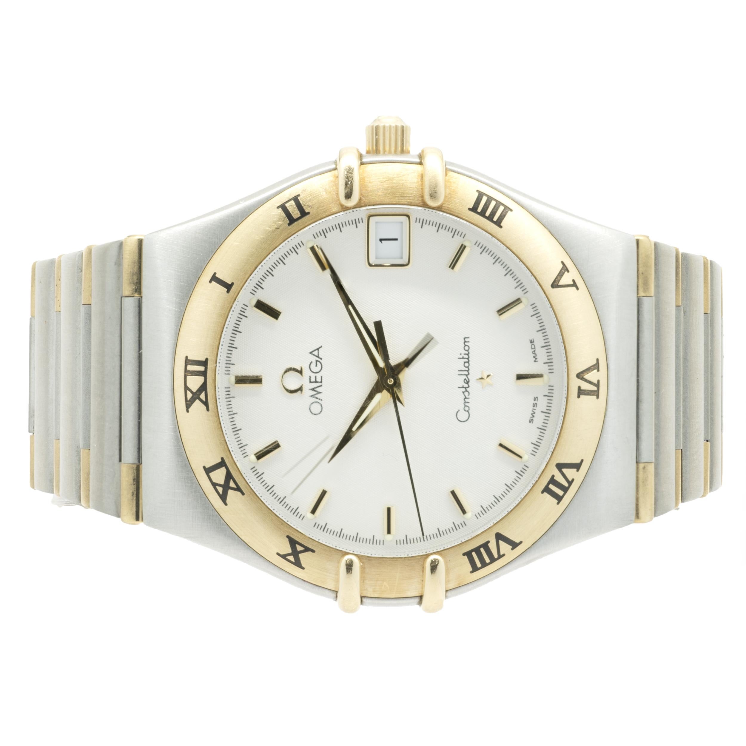 Brand: Omega
Movement: quartz
Function: hour, minutes, seconds, date
Case: 33mm stainless steel round case, 18K yellow gold bezel, sapphire crystal, screw down crown
Band: stainless steel & 18K yellow gold seamaster bracelet
Dial: white stick