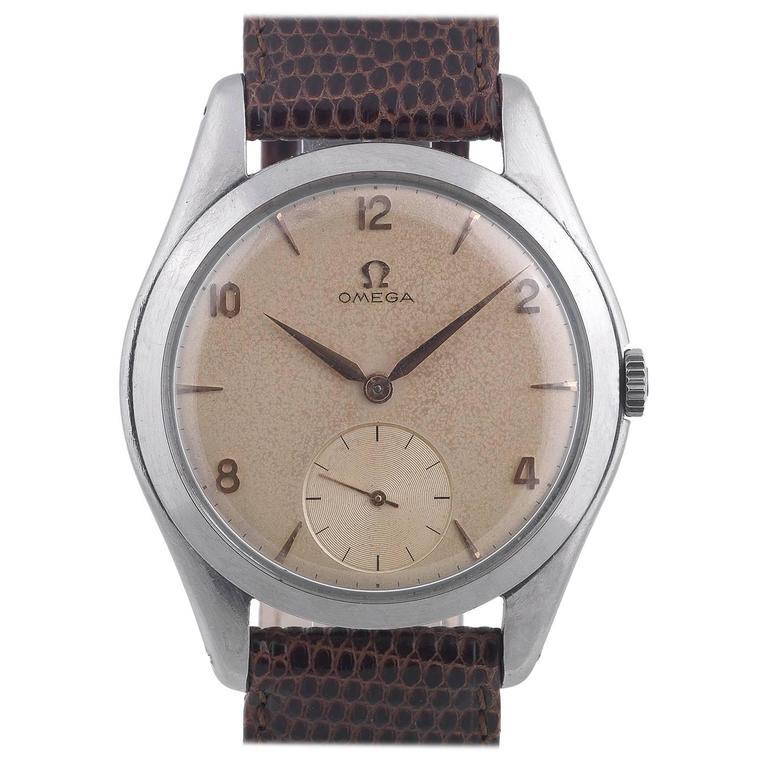 Omega Edelstahl-Armbanduhr mit cremefarbenem Zifferblatt und arabischen Nummern für Damen oder Herren im Angebot