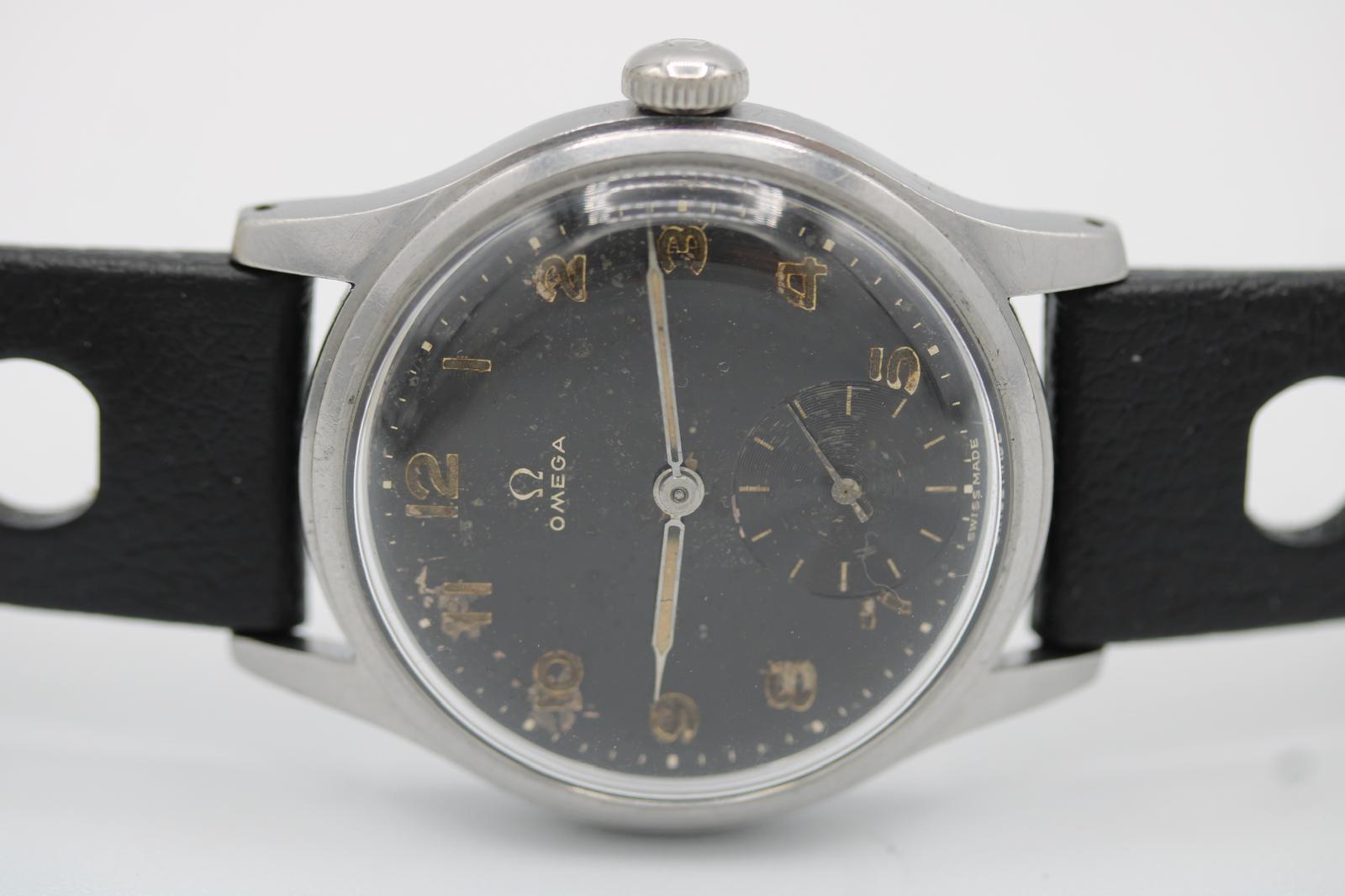 Omega Suverän 2400  35mm  Schwedische Militärausgabe  Kal. 30T2  1944
Eine unglaublich seltene und historisch bedeutsame Omega Suverän Referenz 2400 aus dem Jahr 1944, die ursprünglich für die schwedische Regierung und das Militär während des
