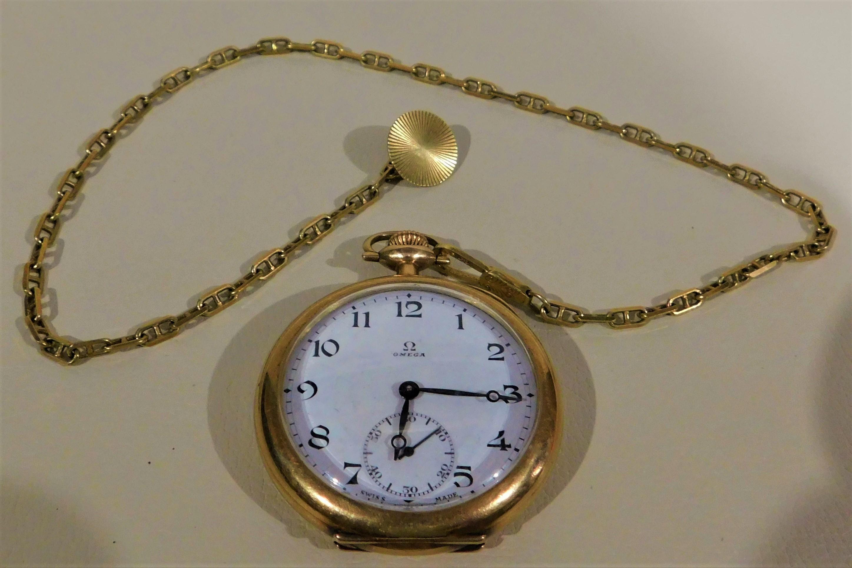 Omega Swiss 1916 14-Karat, 17 Jeweled Gold Pocket Watch and Chain Fob In Good Condition In Hamilton, Ontario