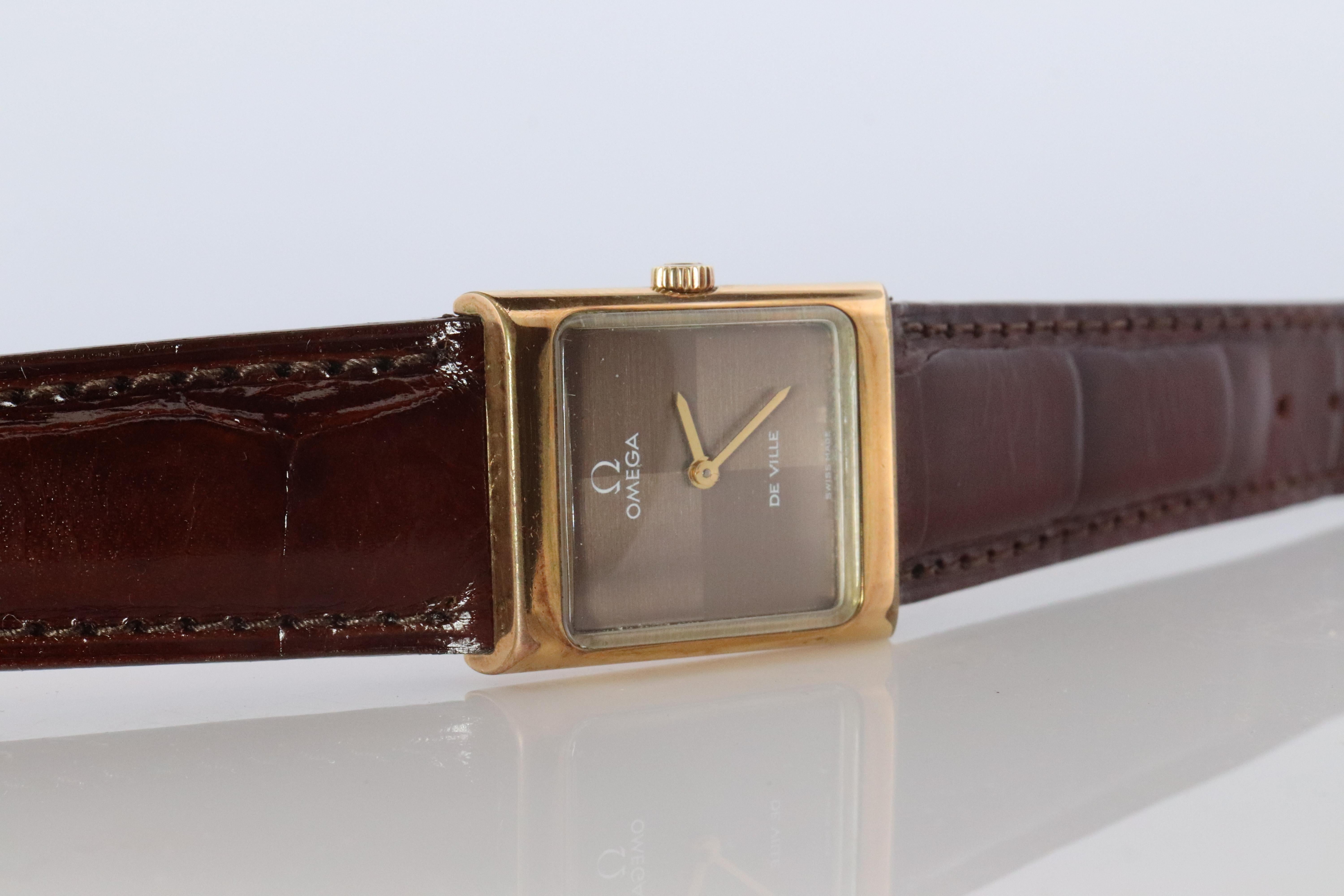 Omega Tank-Uhr. Omega DeVille Tank Herren Edelstahl GP Windup im Angebot 1