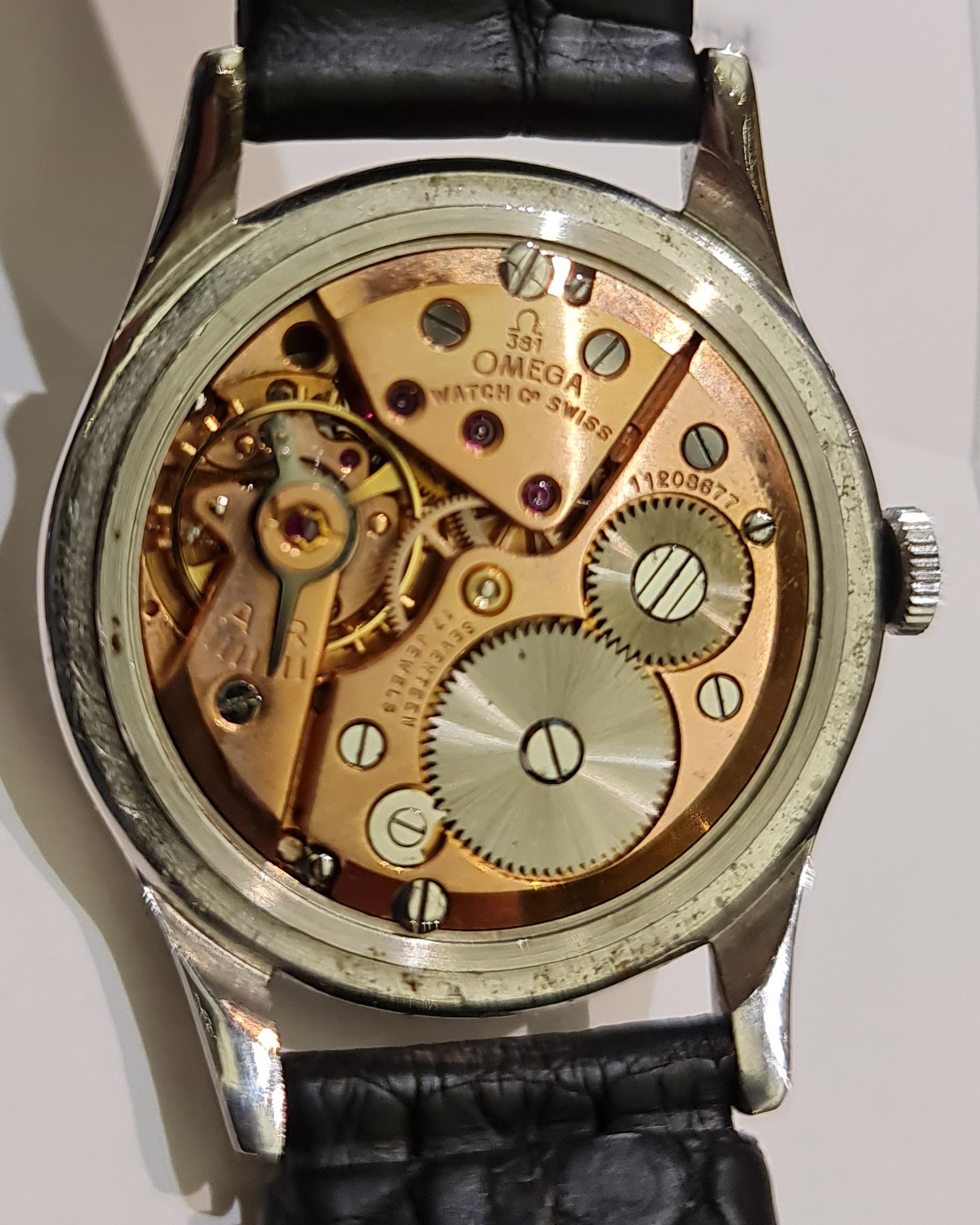 Omega Cosmic Dreifachdatum Mond, Ref 2471, Tagesdatum Mondphase, Sammlerstücke im Angebot 10