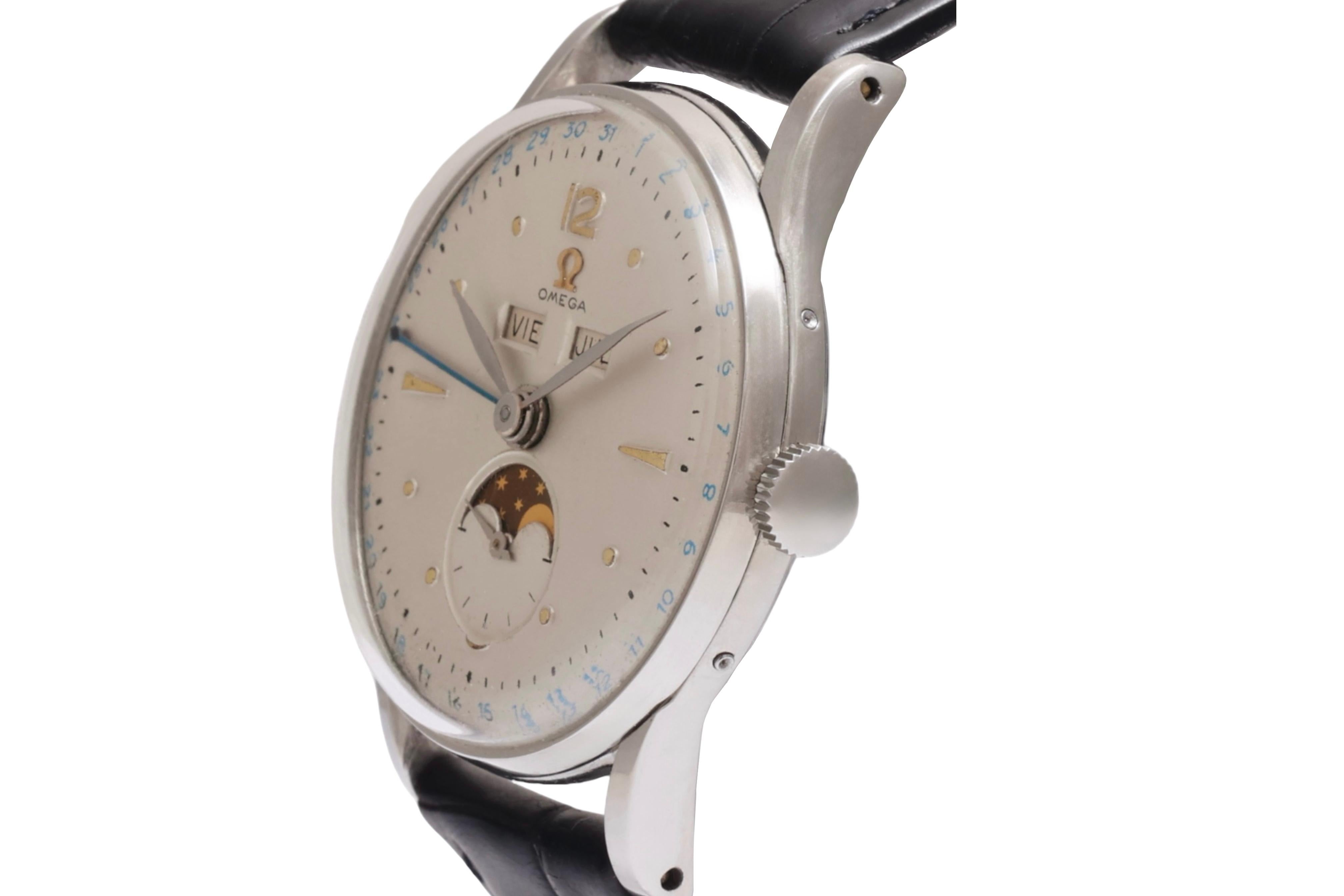 Omega Cosmic Dreifachdatum Mond, Ref 2471, Tagesdatum Mondphase, Sammlerstücke (Kunsthandwerker*in) im Angebot