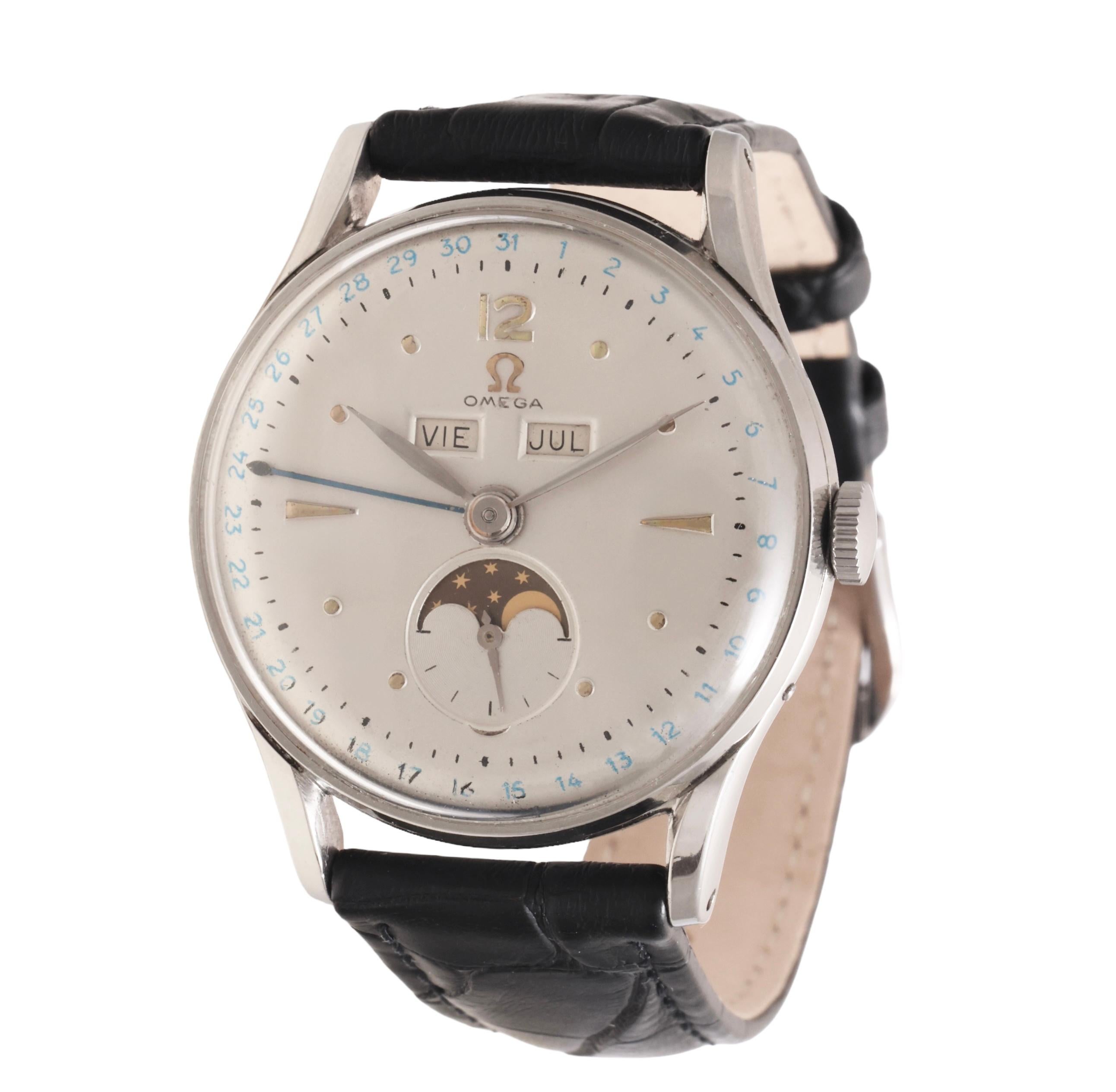 Omega Cosmic Dreifachdatum Mond, Ref 2471, Tagesdatum Mondphase, Sammlerstücke für Damen oder Herren im Angebot