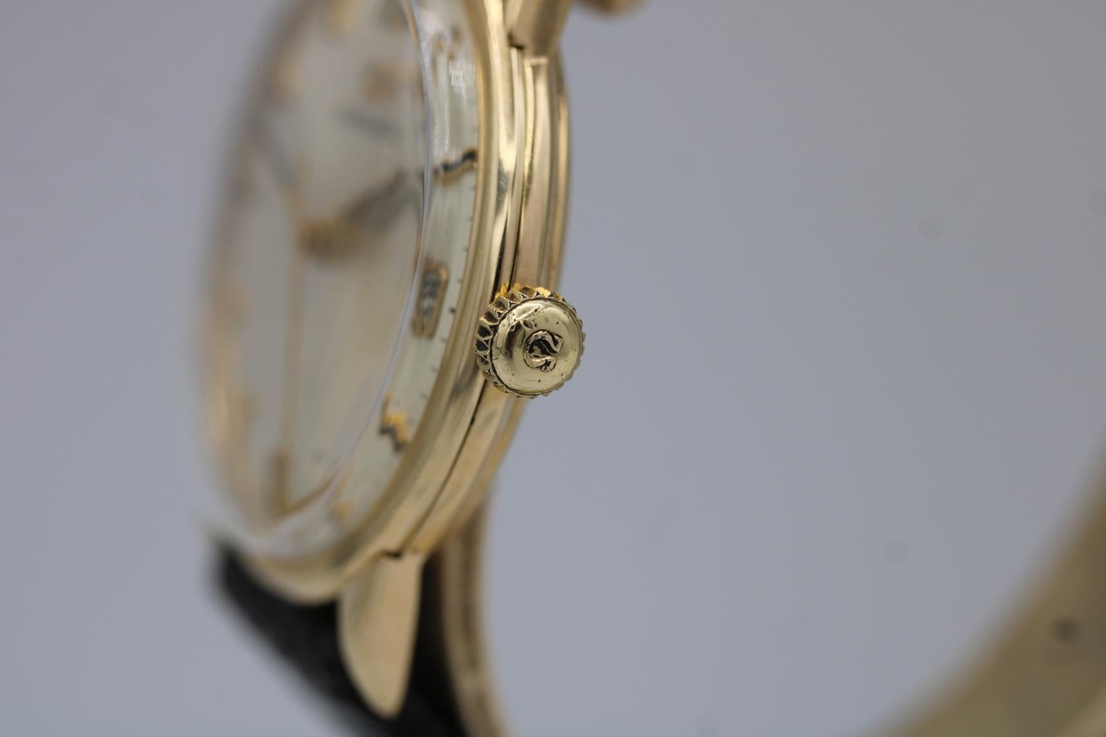 Omega - Años 60 Vintage - Oro 9ct - Cal. 611 cuerda manual en venta 1