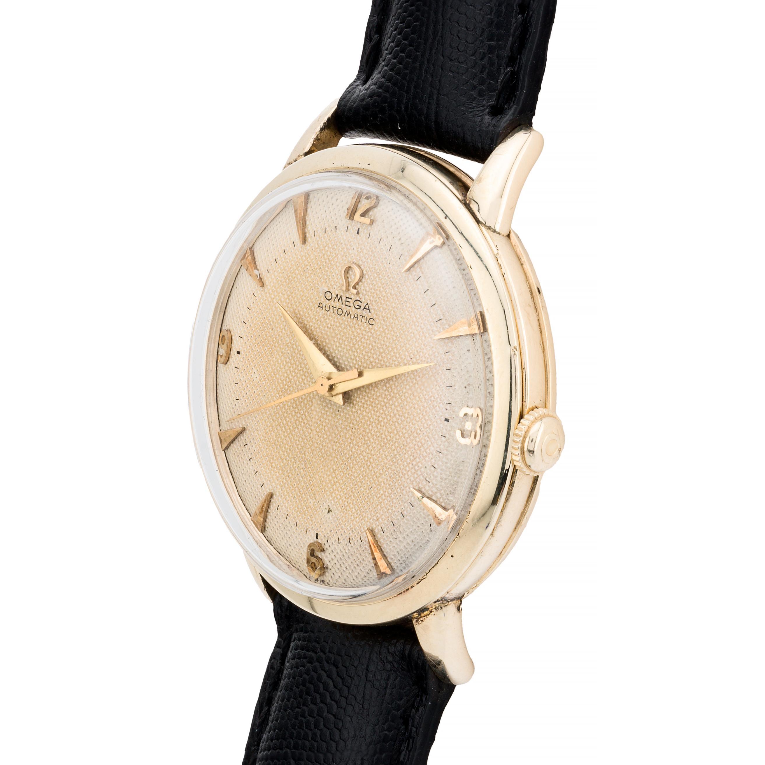 Rétro Omega Vintage Bumper Automatic Mens Dress Wrist Watch in Yellow Gold Filled