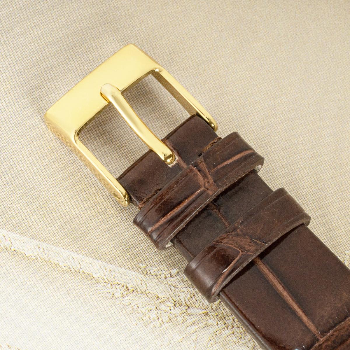Omega Vintage Constellation Automatic 18k Yellow Gold 35mm For Sale 2