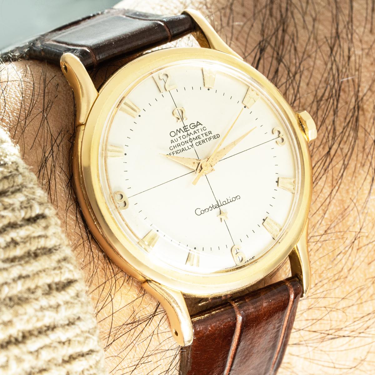 Omega Vintage Constellation Automatic 18k Yellow Gold 35mm For Sale 4