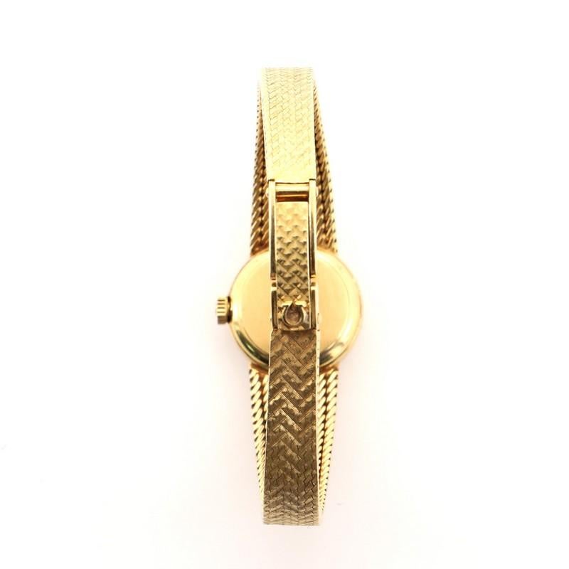 Condition: Very good. Moderate wear and scratches throughout. 
Accessories: No Accessories 
Measurements: Case Size/Width: 20mm, Watch Height: 6mm, Band Width: 12mm, Wrist circumference: 7
