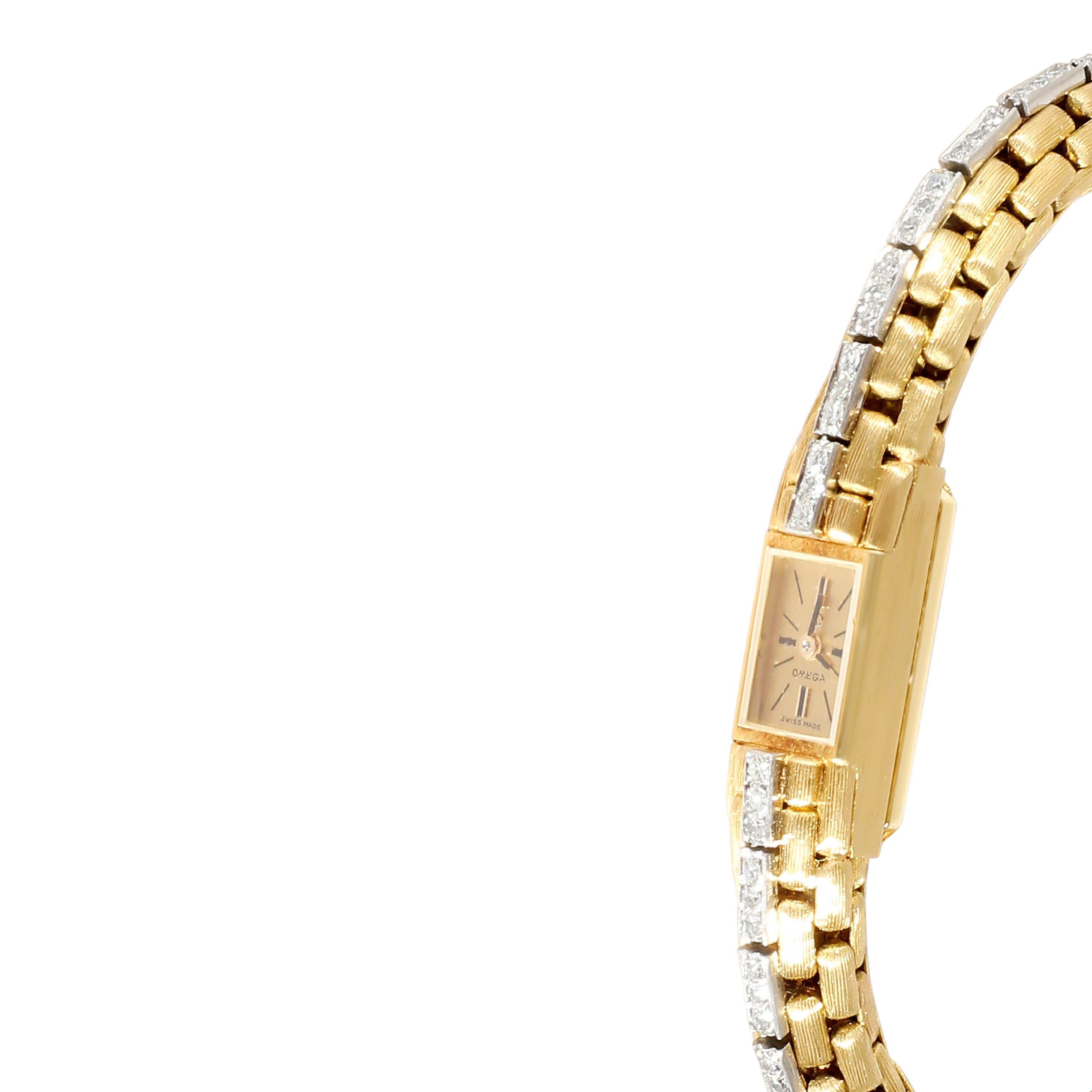 Omega, montre habillée vintage pour femmes en or jaune 18 carats Excellent état - En vente à New York, NY