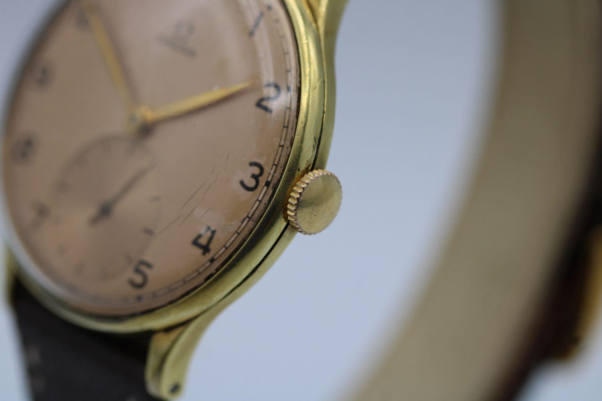 Omega Vintage Manual Wind Watch – 1940s  Cal. 30T2  36mm For Sale 4