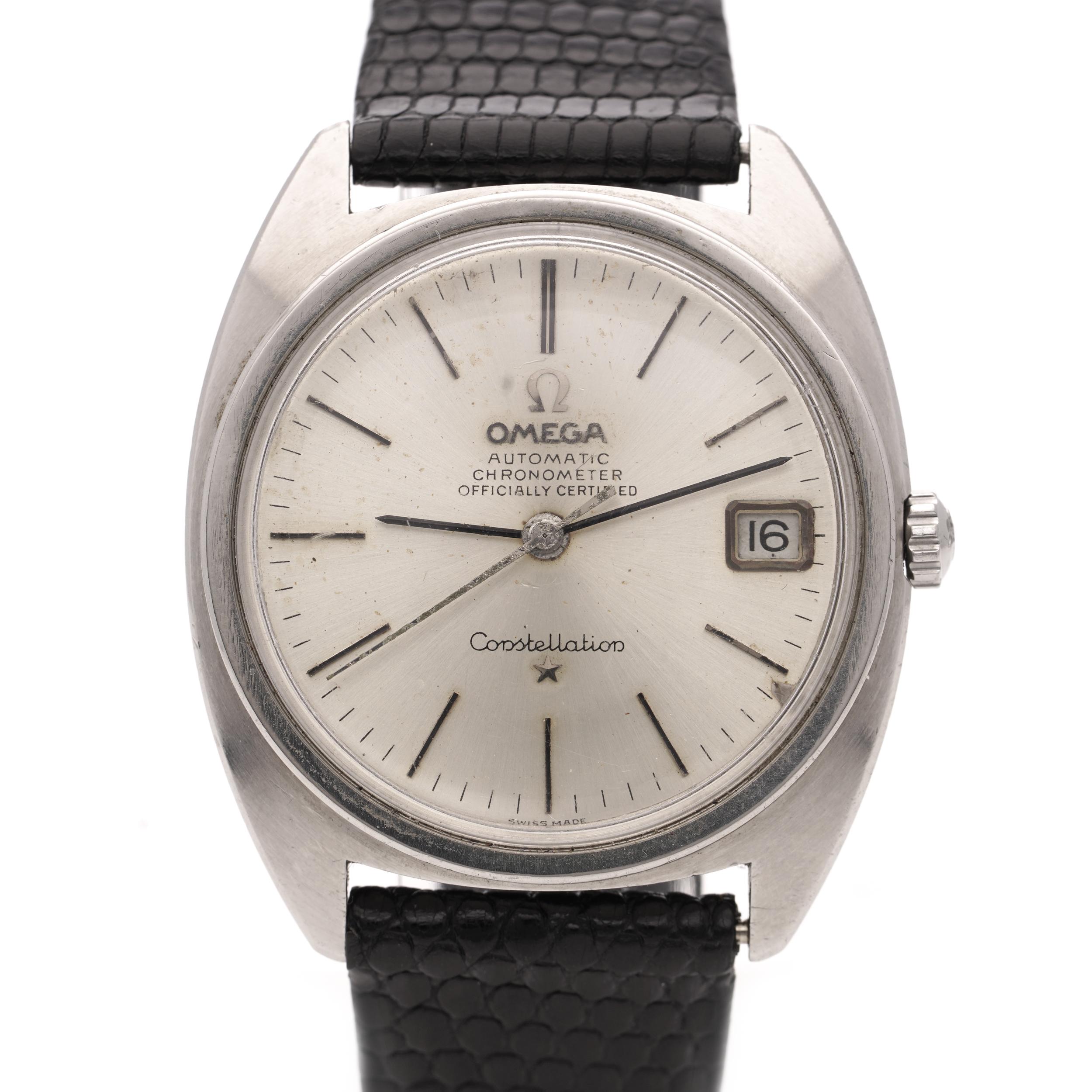 Omega vintage stainless steel Constellation Date In Good Condition For Sale In Braintree, GB