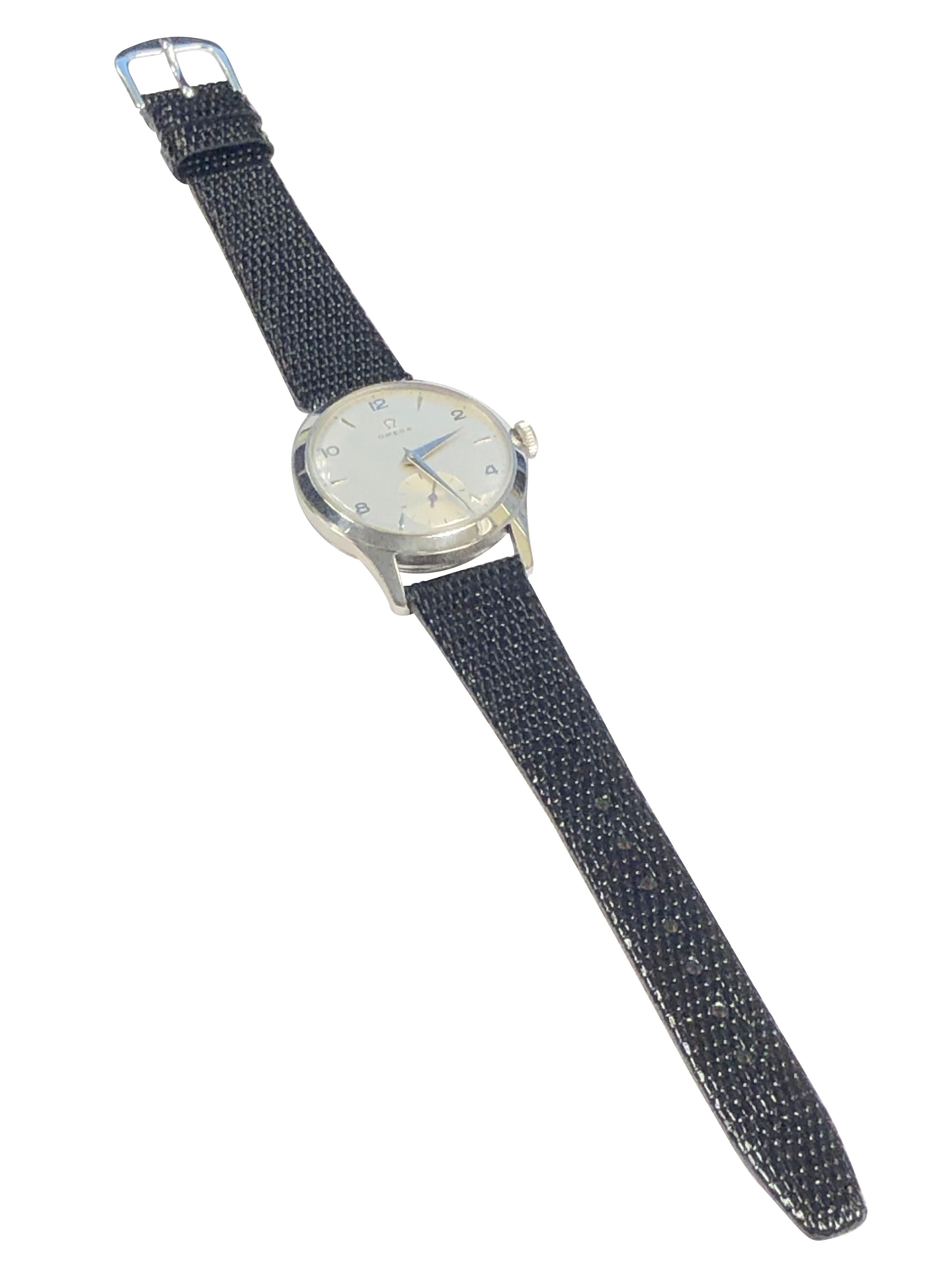 Omega Montre-bracelet vintage à remontage manuel en acier inoxydable Unisexe en vente