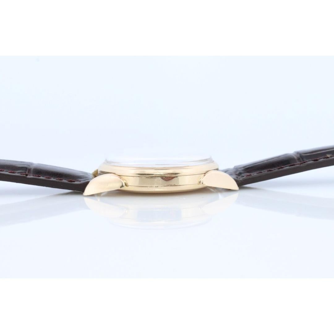 Montre Omega. Montre-bracelet Omega Mechanical 266cal authentique pour hommes Omega 1950s Pour hommes en vente