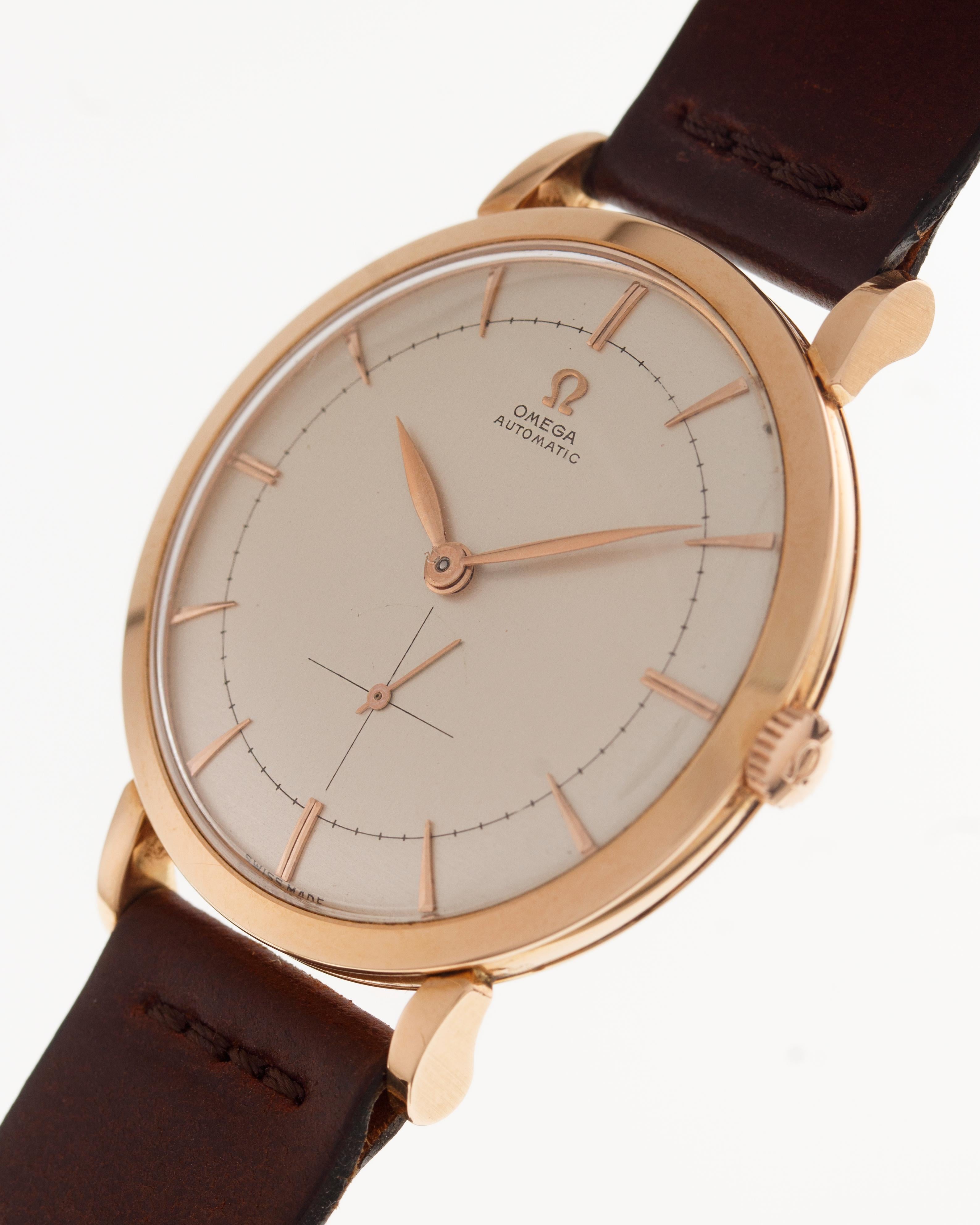 Omega Watch Automatic Oversize Ref. 2660 in 18 Carat Rose Gold For Sale 1