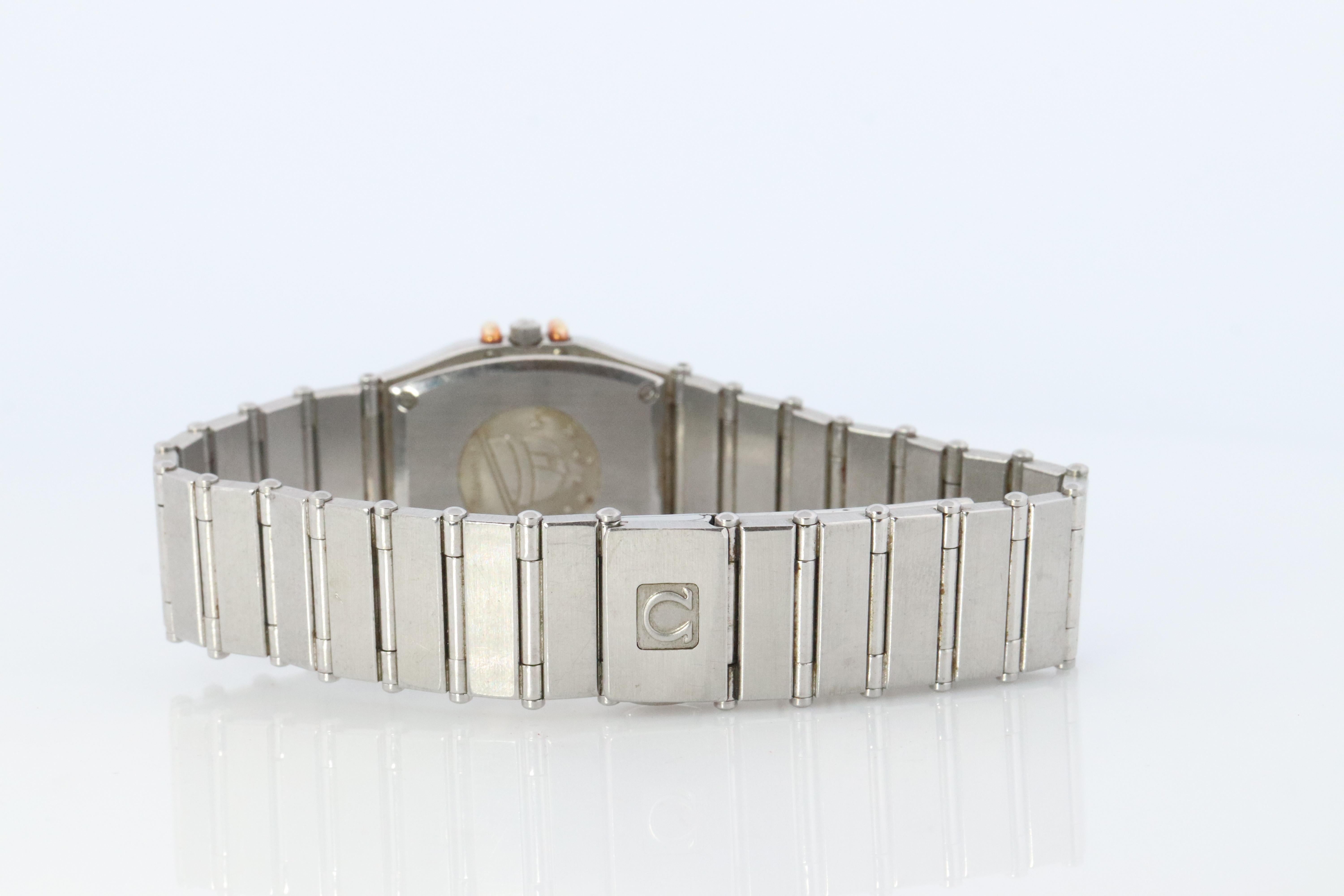 Montre Omega. Omega 1455 Constellation 18k YG et SS pour femmes en vente 1