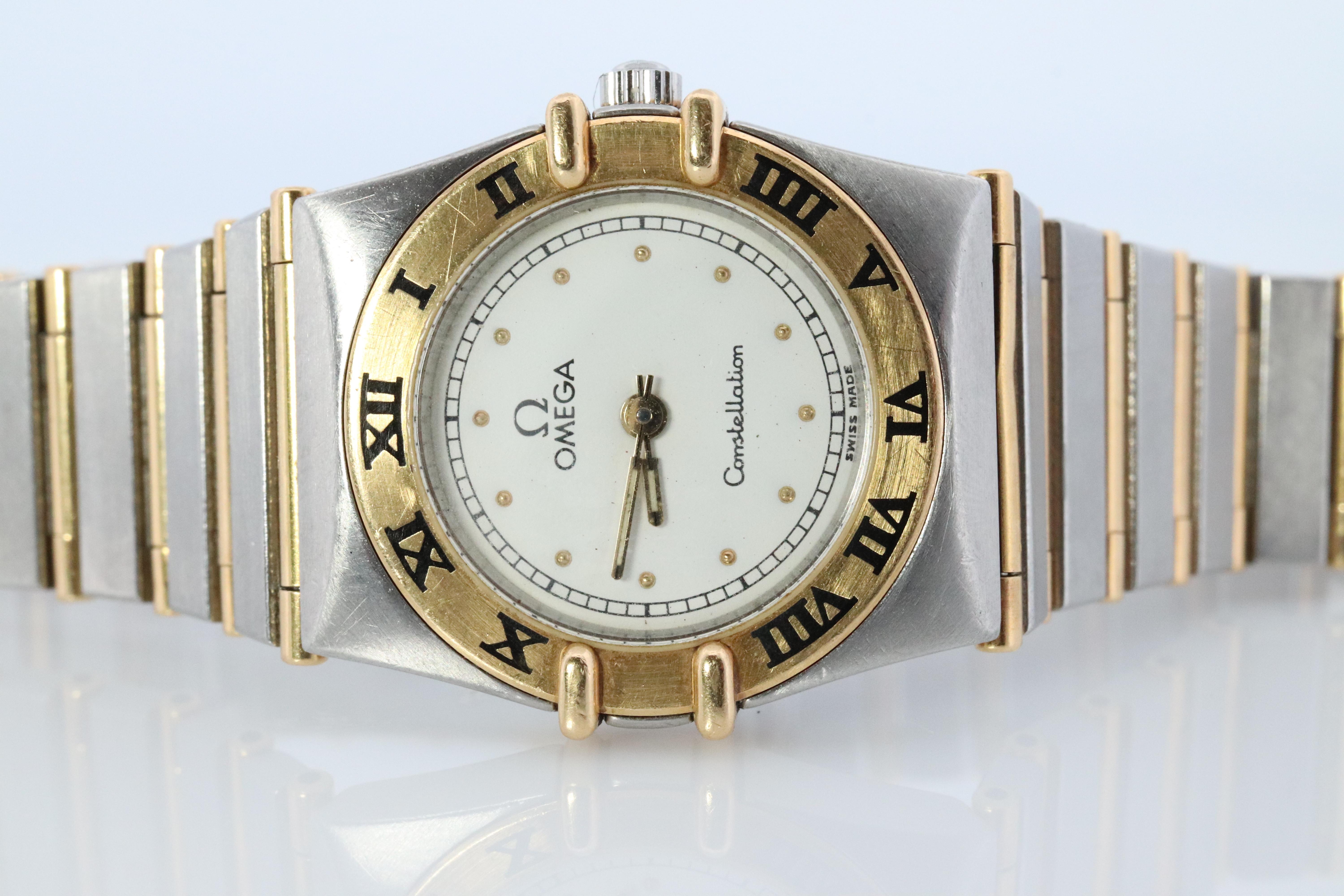 Omega Uhr. Damen Omega Constellation 18k YG und SS. im Zustand „Gut“ in Port Charlotte, FL