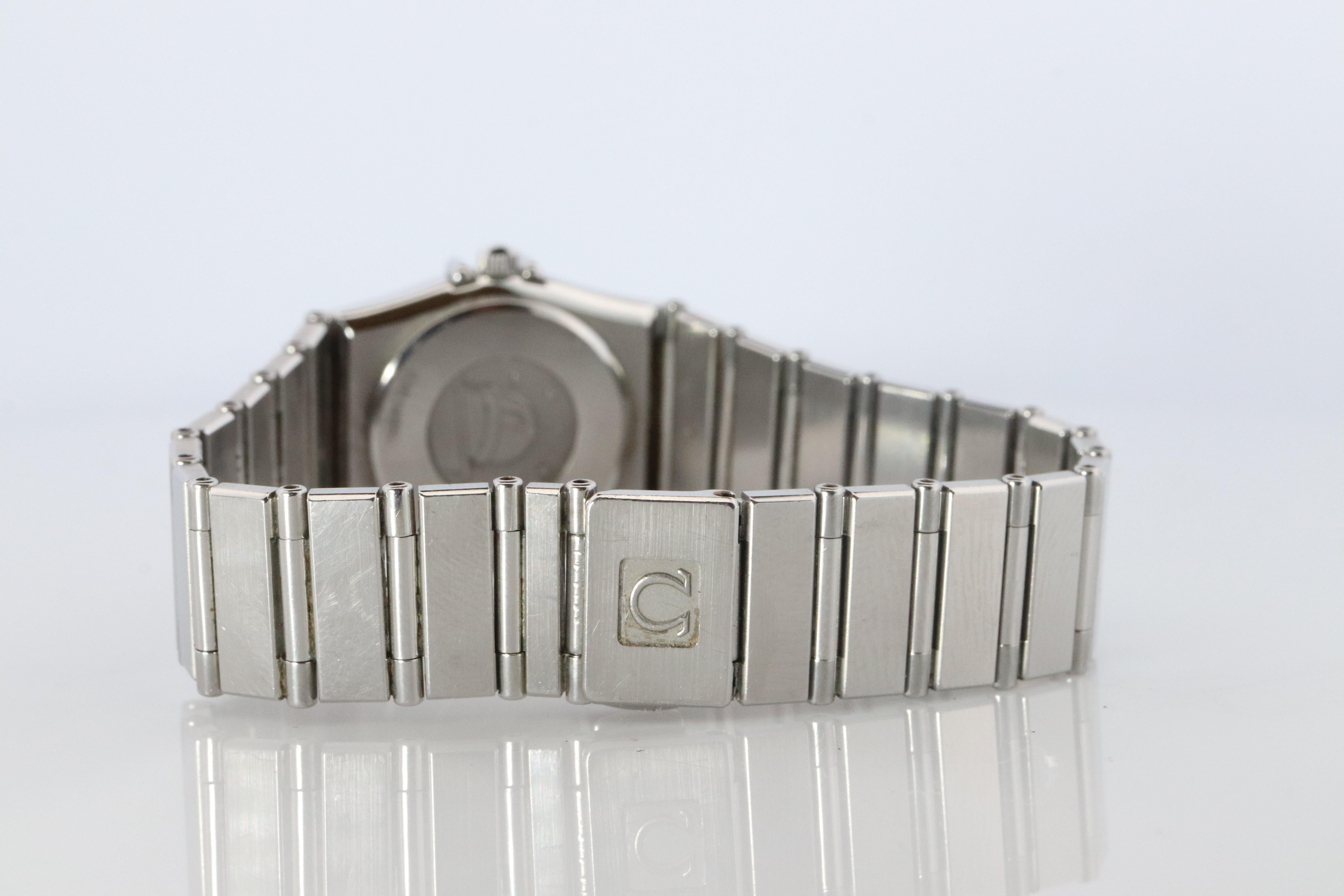 Omega Uhr. Damen Omega  Constellation Damen-Armbanduhr im Angebot 3