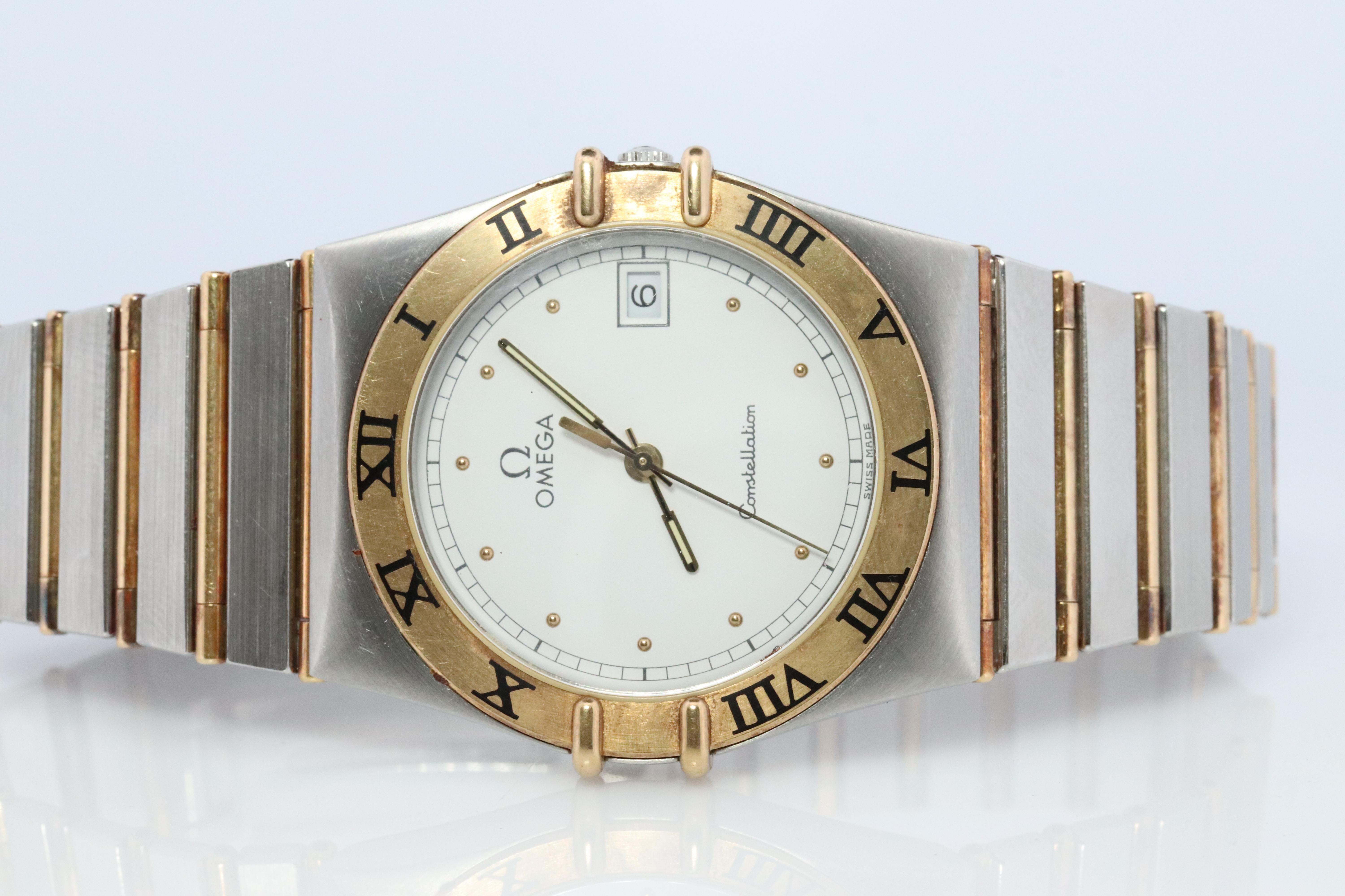 Omega Watch.  Omega Constellation Quartz 1448 Date Wristwatch. In Good Condition In Port Charlotte, FL
