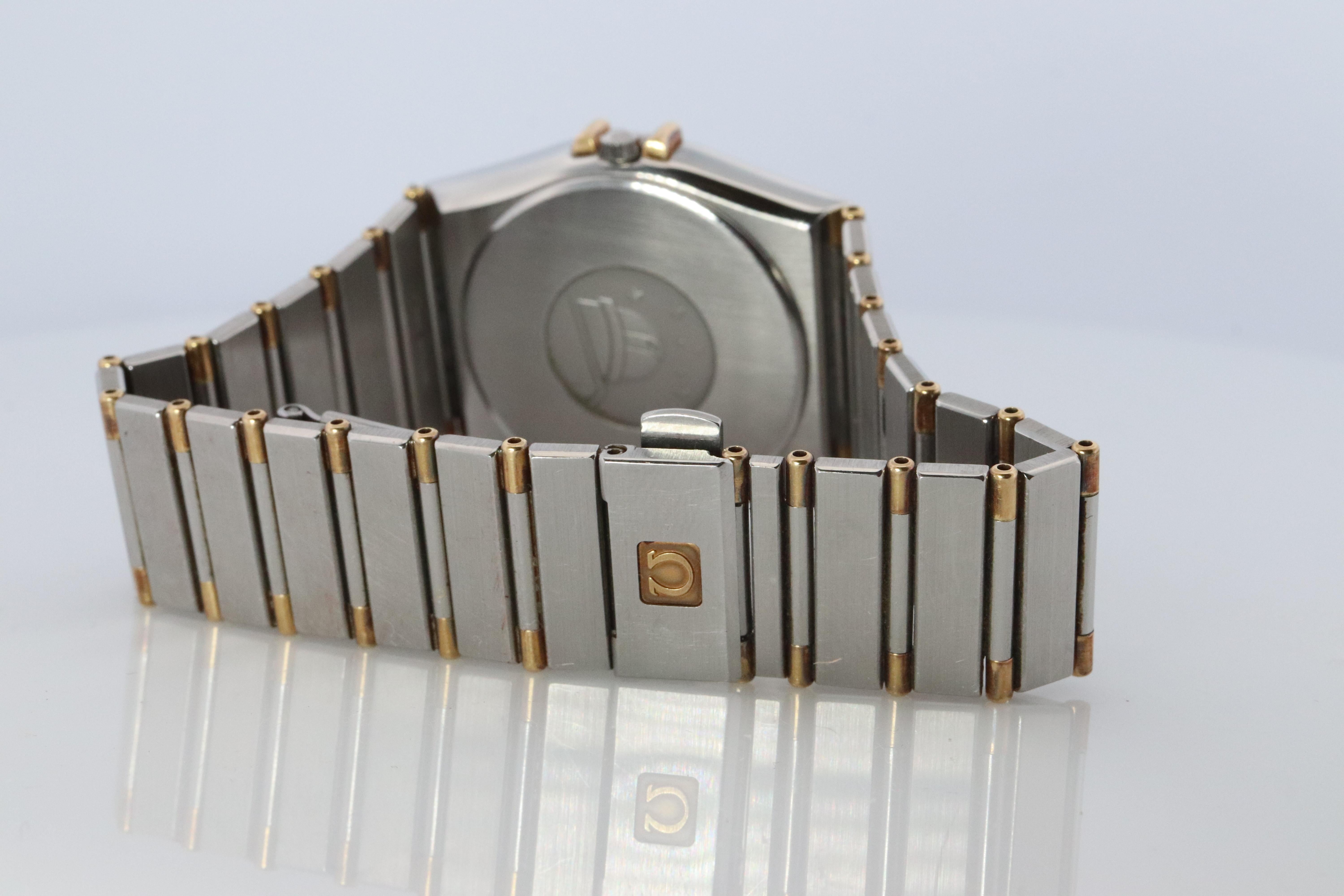 Uomo Omega Watch.  Omega Constellation Quartz 1448 Date Wristwatch. in vendita