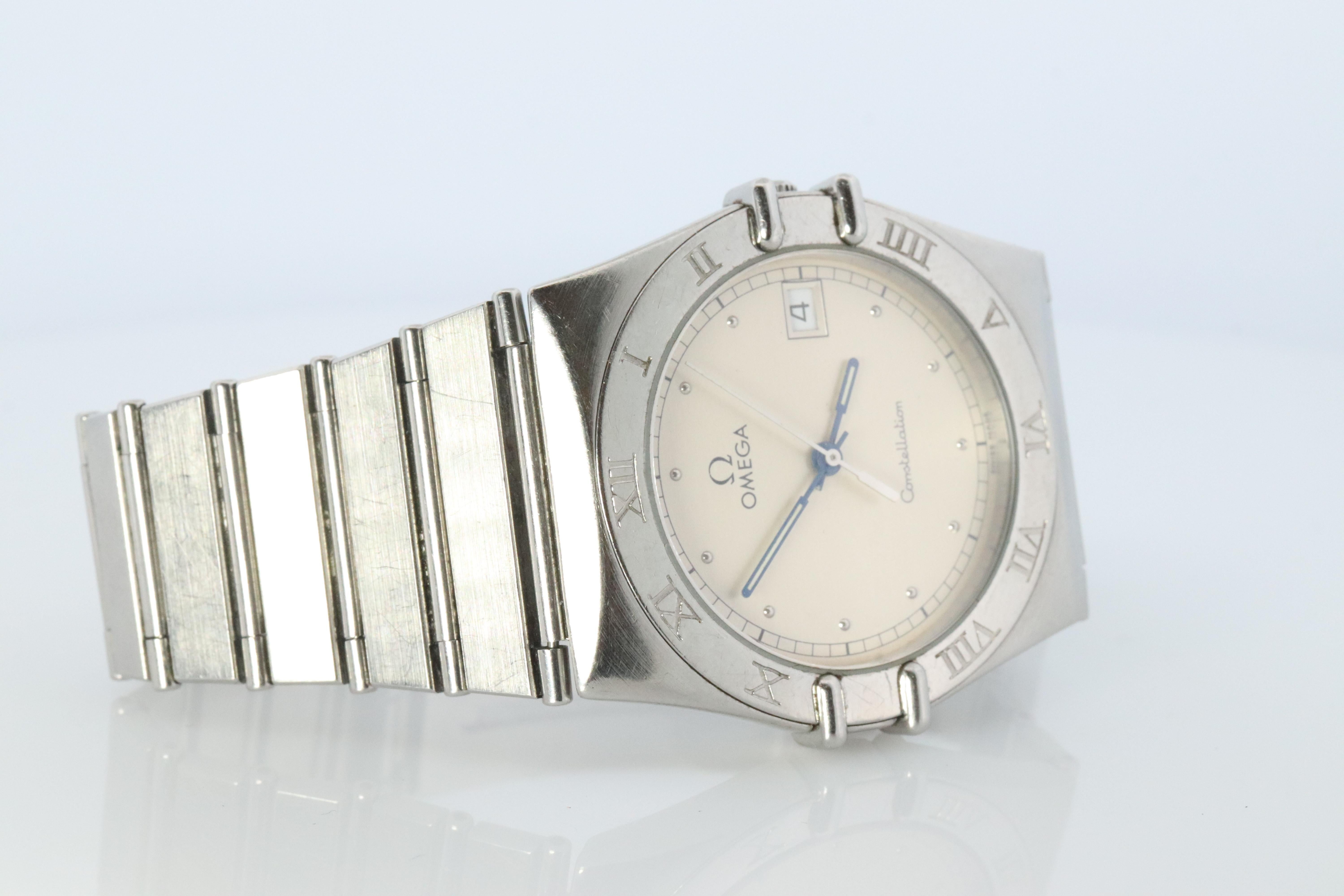 Men's Omega Watch.  Omega Constellation Quartz 1448 Date Wristwatch. Mens Omega For Sale
