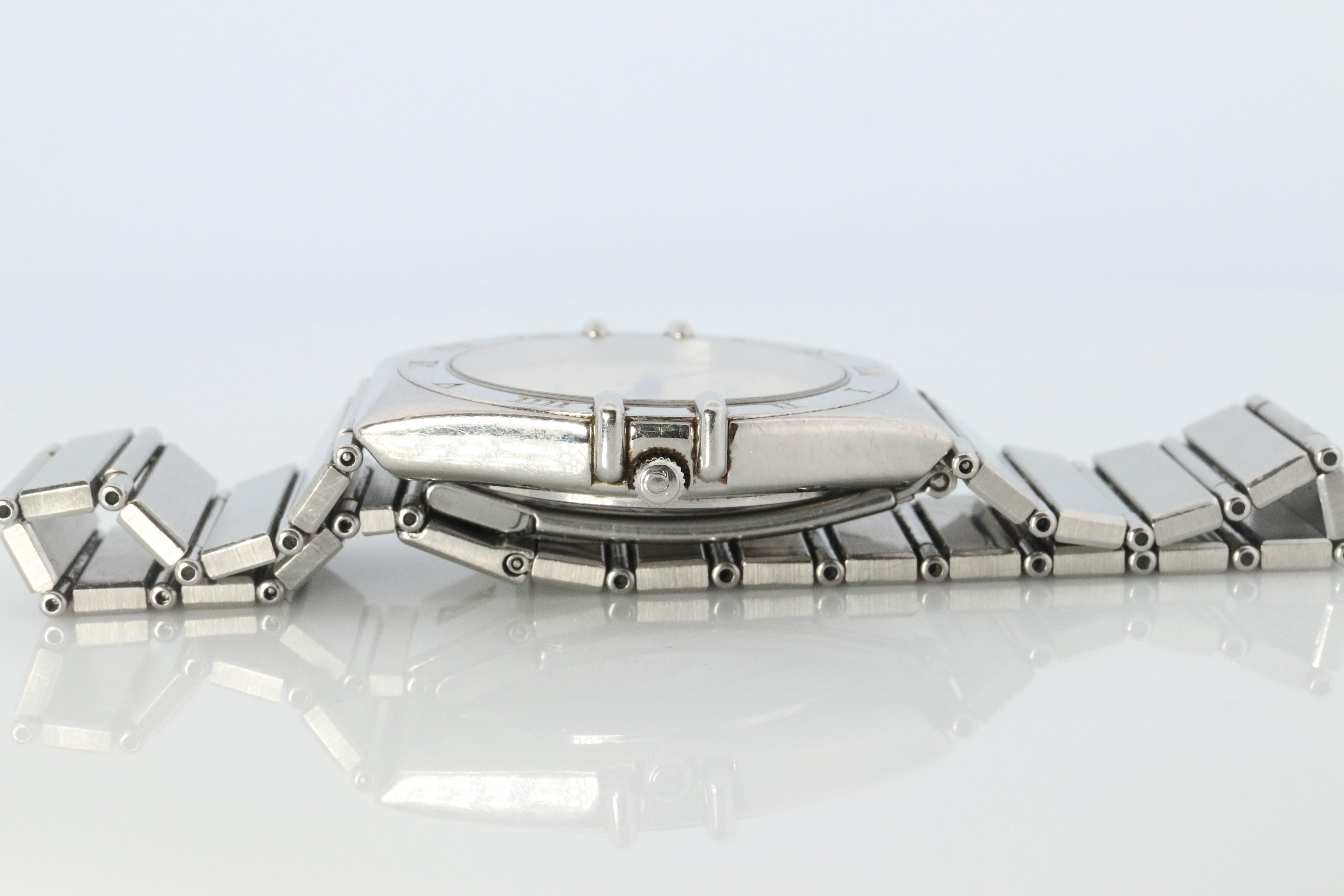 Omega Watch.  Omega Constellation Quartz 1448 Date Wristwatch. Mens Omega For Sale 2