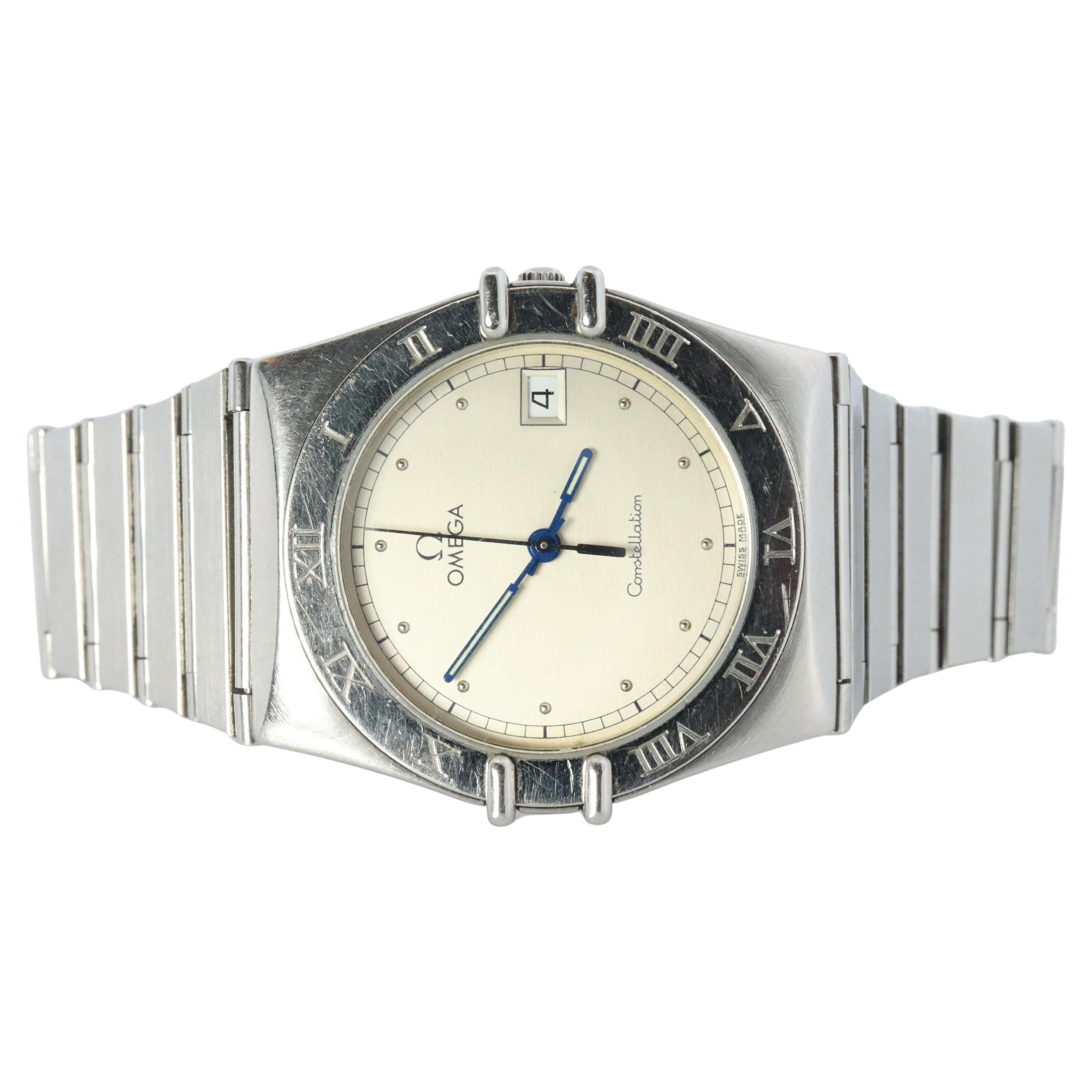 Montre Omega.  Montre-bracelet Omega Constellation Quartz 1448 à date. Omega pour hommes