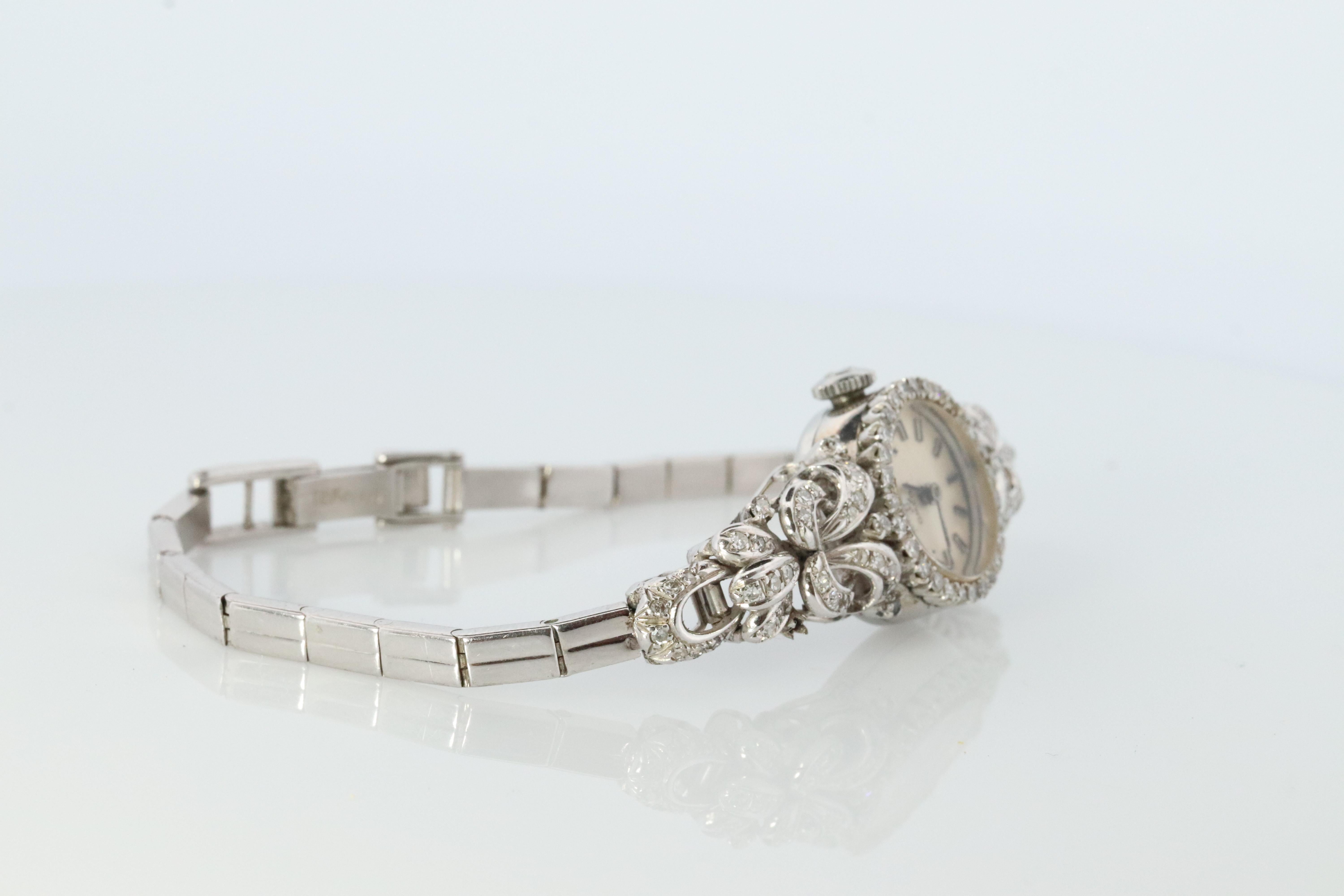 Omega-Uhr. Omega Vintage Damenarmbanduhr aus Platin und 18 Karat Gold mit Diamanten im Angebot 1