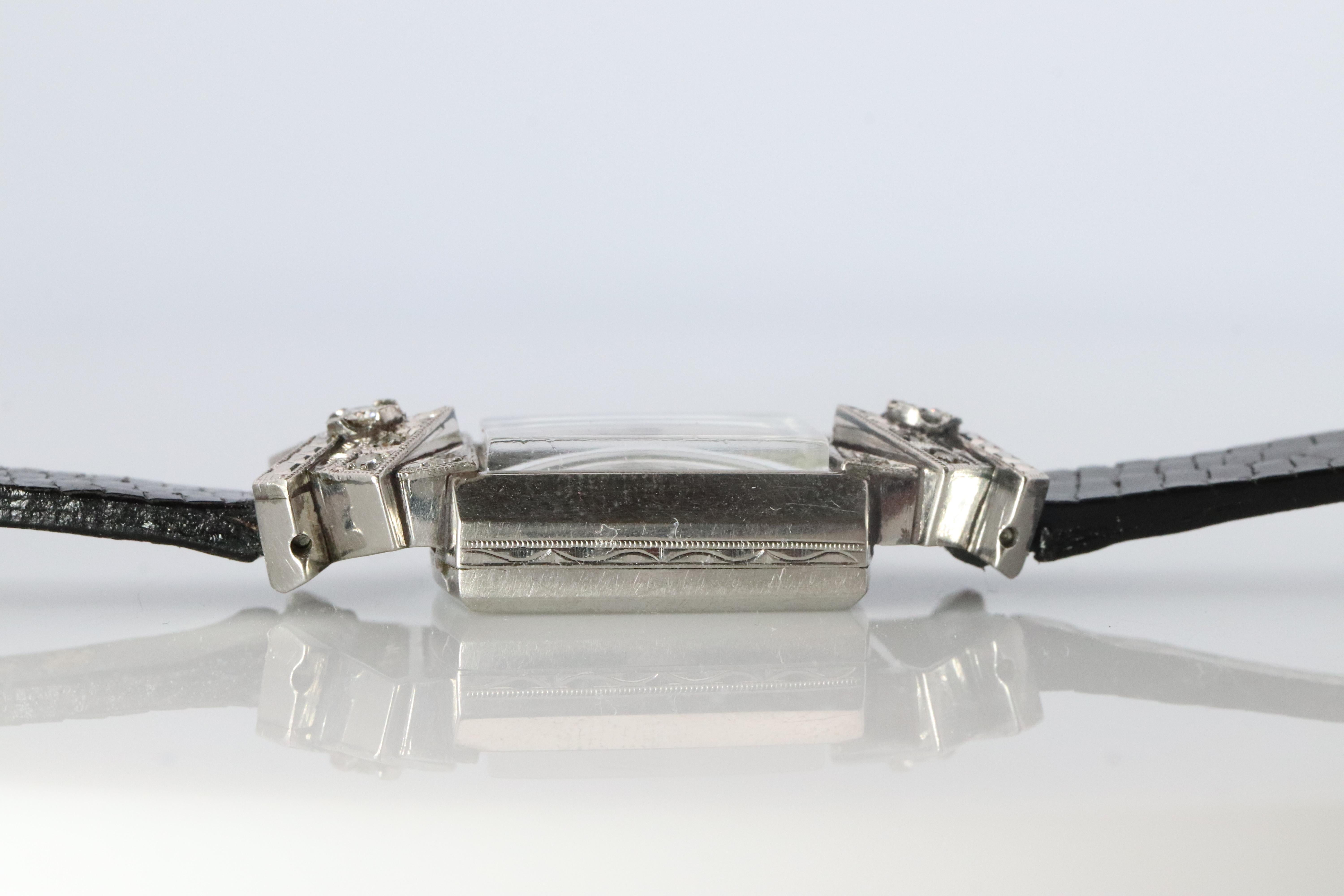 Reloj Omega. Reloj de pulsera Omega Vintage para señora en platino y diamantes en Bueno estado para la venta en Port Charlotte, FL