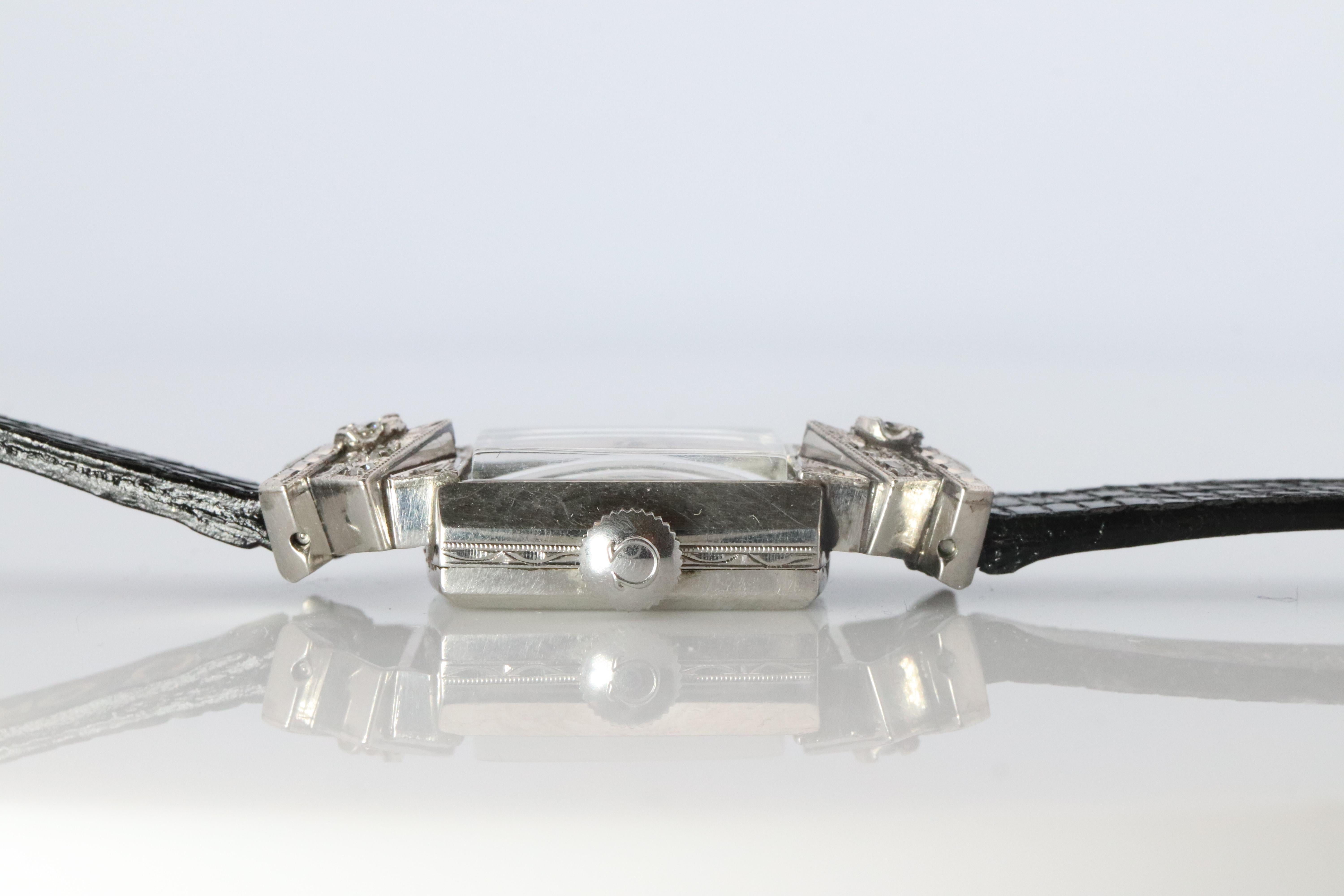 De las mujeres Reloj Omega. Reloj de pulsera Omega Vintage para señora en platino y diamantes en venta