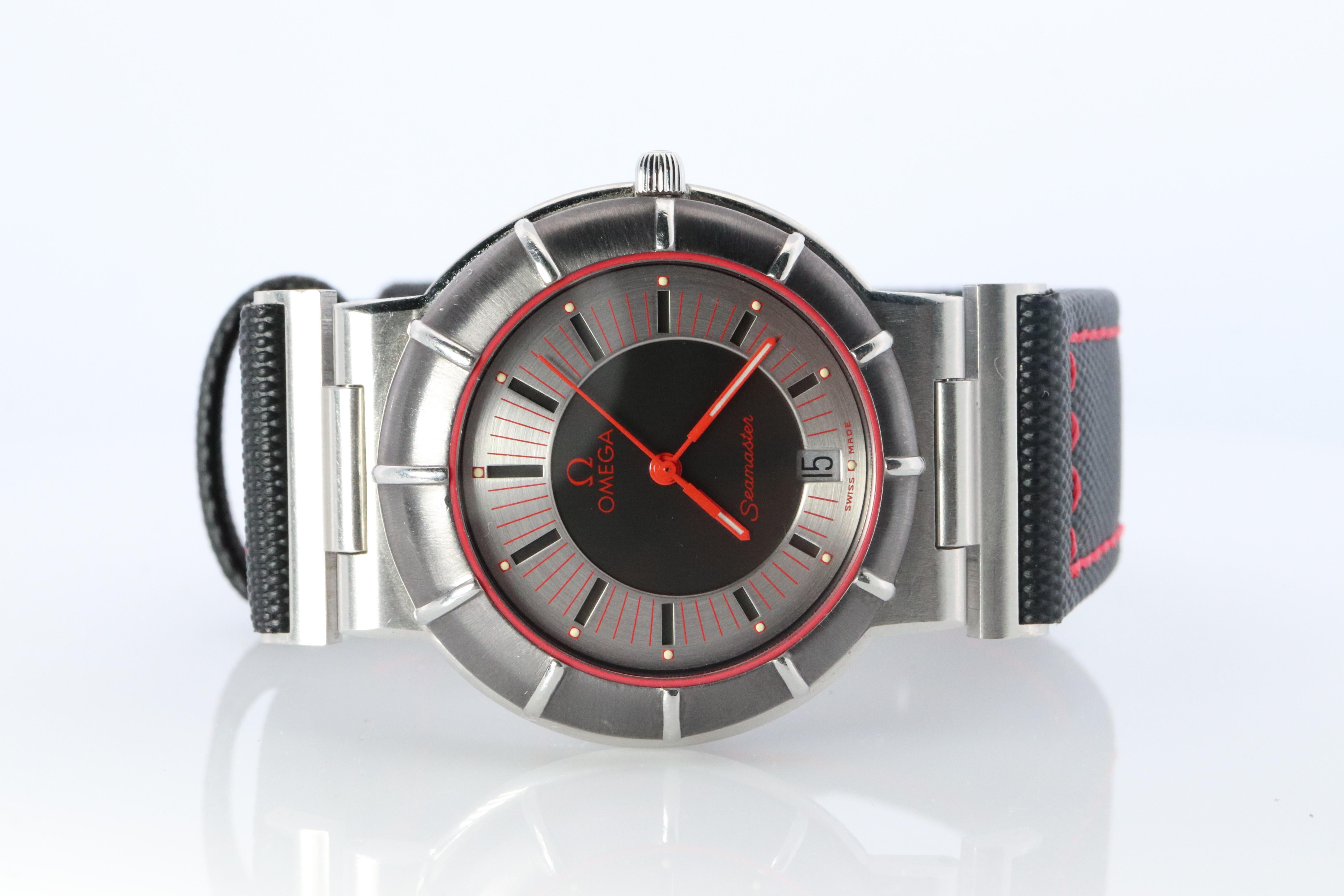 Genuino Omega Seamaster Dynamic
Ref 1430

Alrededor de 1980


Esfera araña negra y roja

EXCELENTE ESTADO.


Estado: Excelente estado. Batería nueva instalada. Banda de lona genérica.

Detalles:

Caja de 34 mm