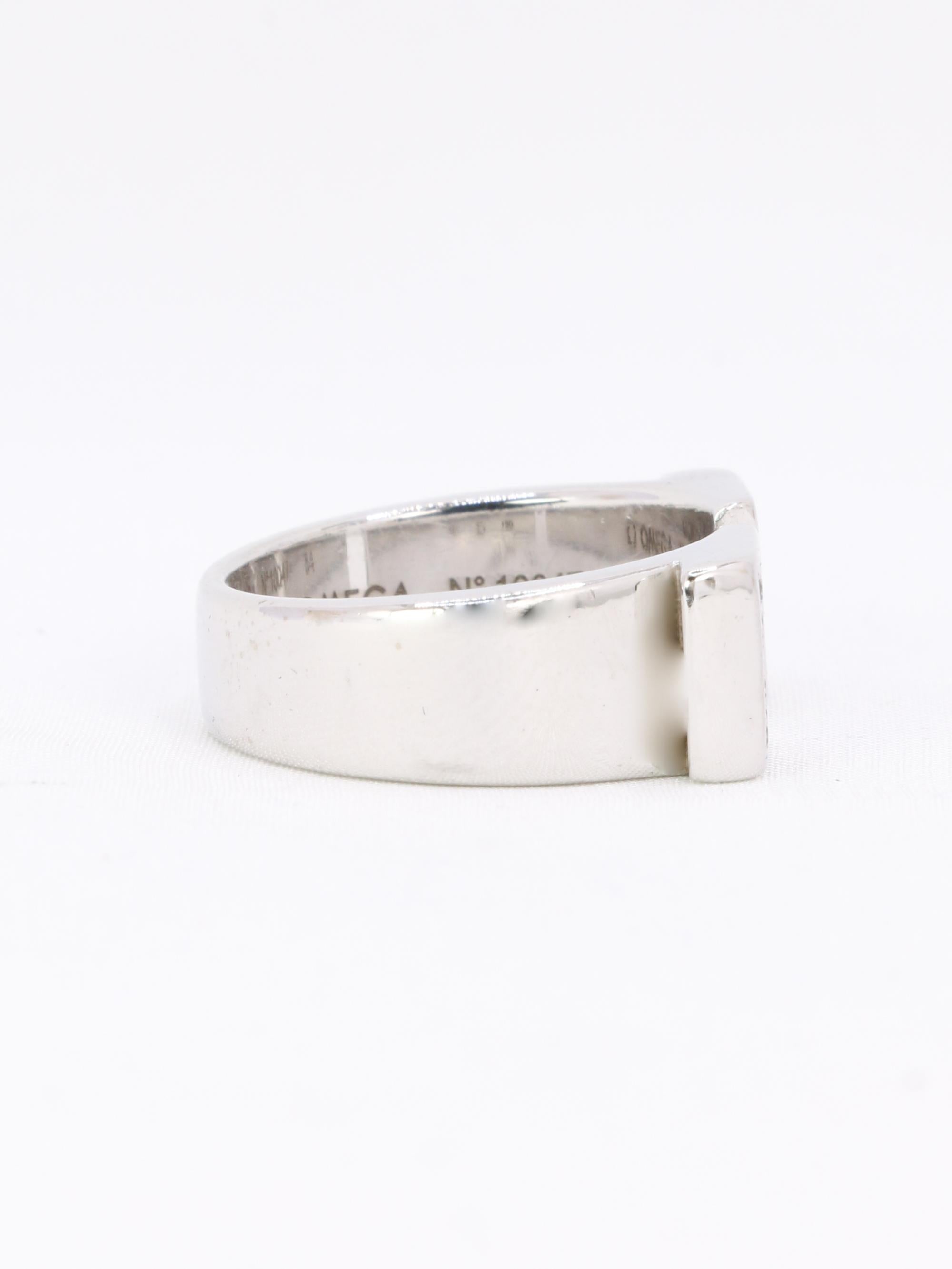 Anillo OMEGA de oro blanco y diamantes en venta 1