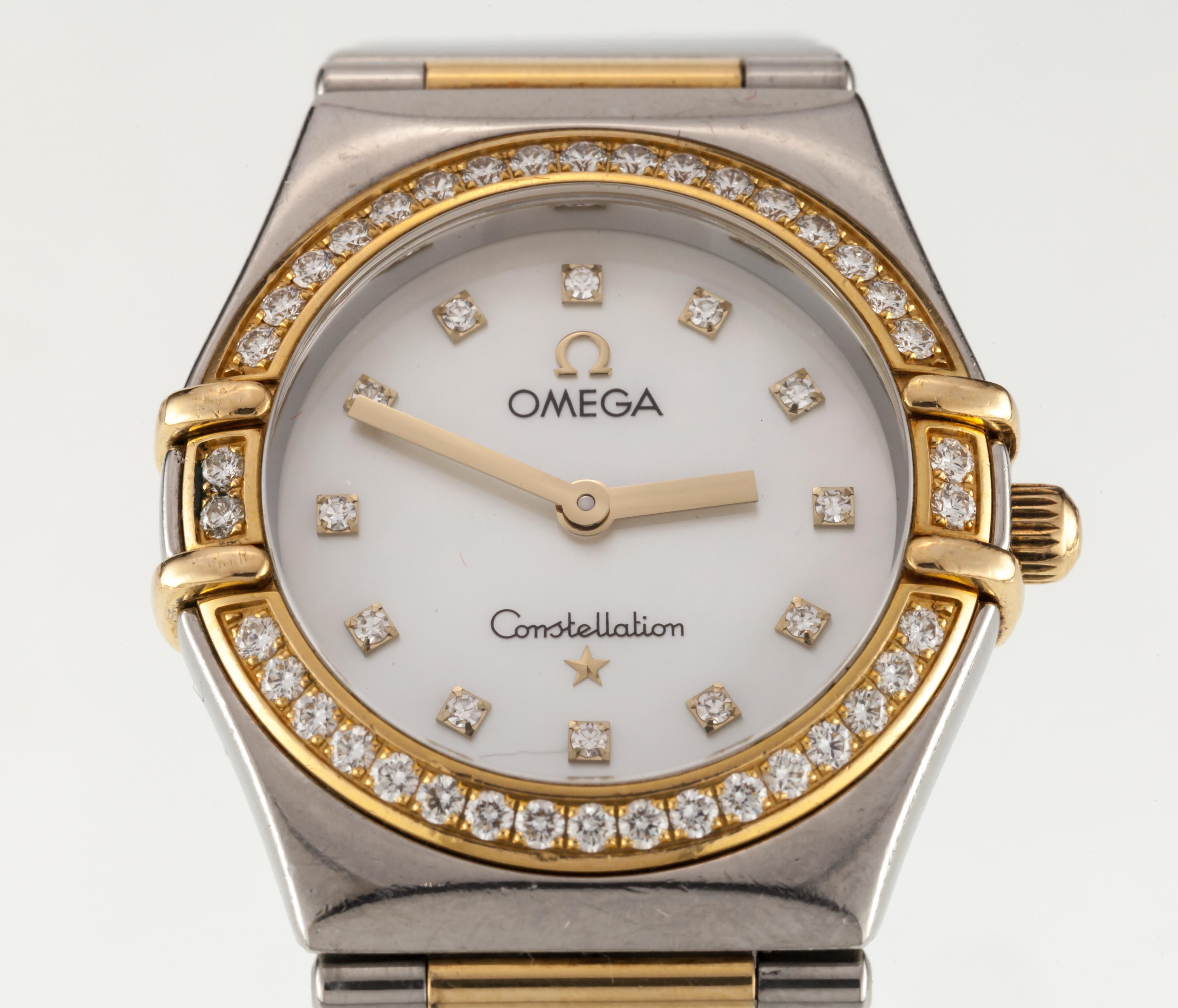 Omega Women's Constellation Quartz Two-Tone Watch MoP Diamond 1376.75 Box/Papers (Moderne) im Angebot