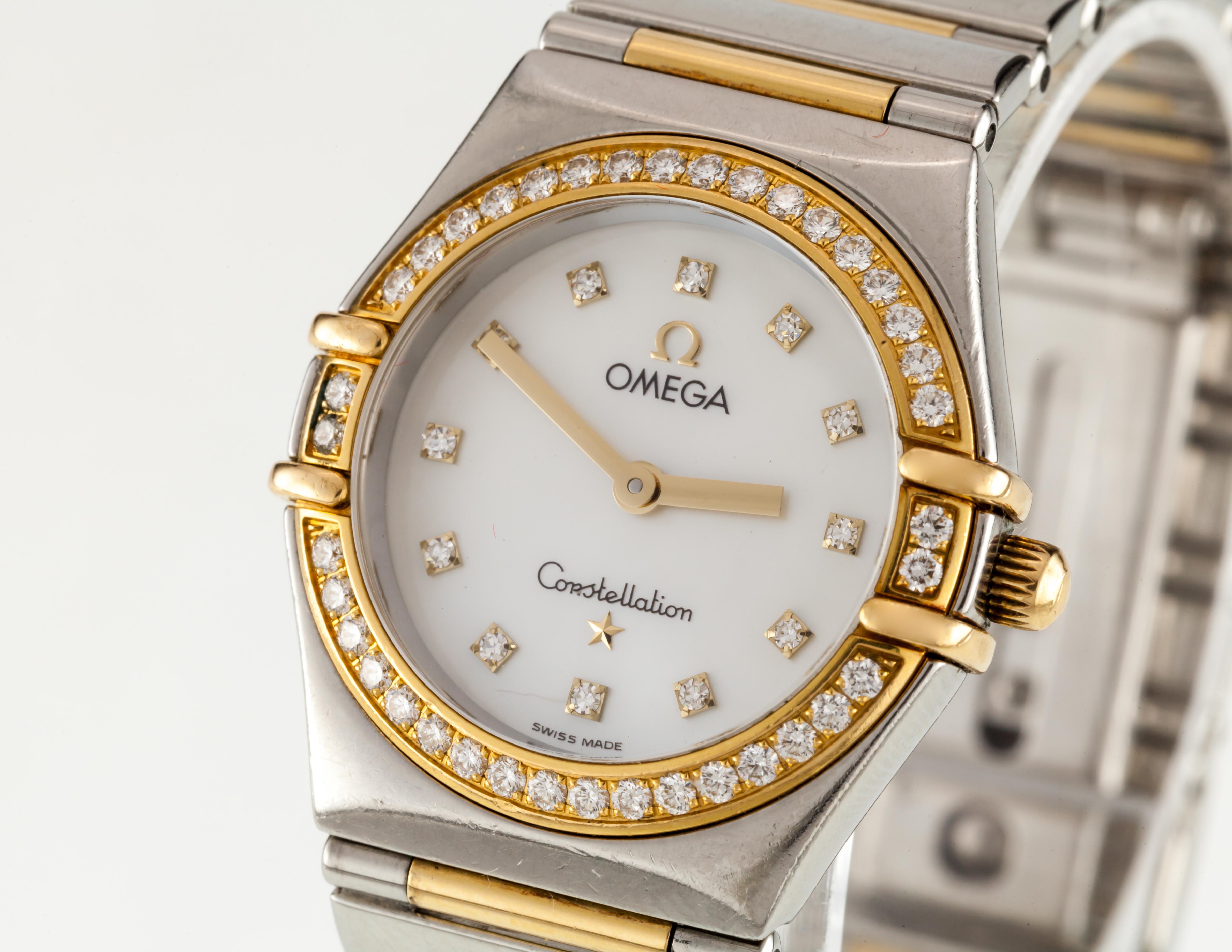 Omega Women's Constellation Quartz Two-Tone Watch MoP Diamond 1376.75 Box/Papers (Rundschliff) im Angebot