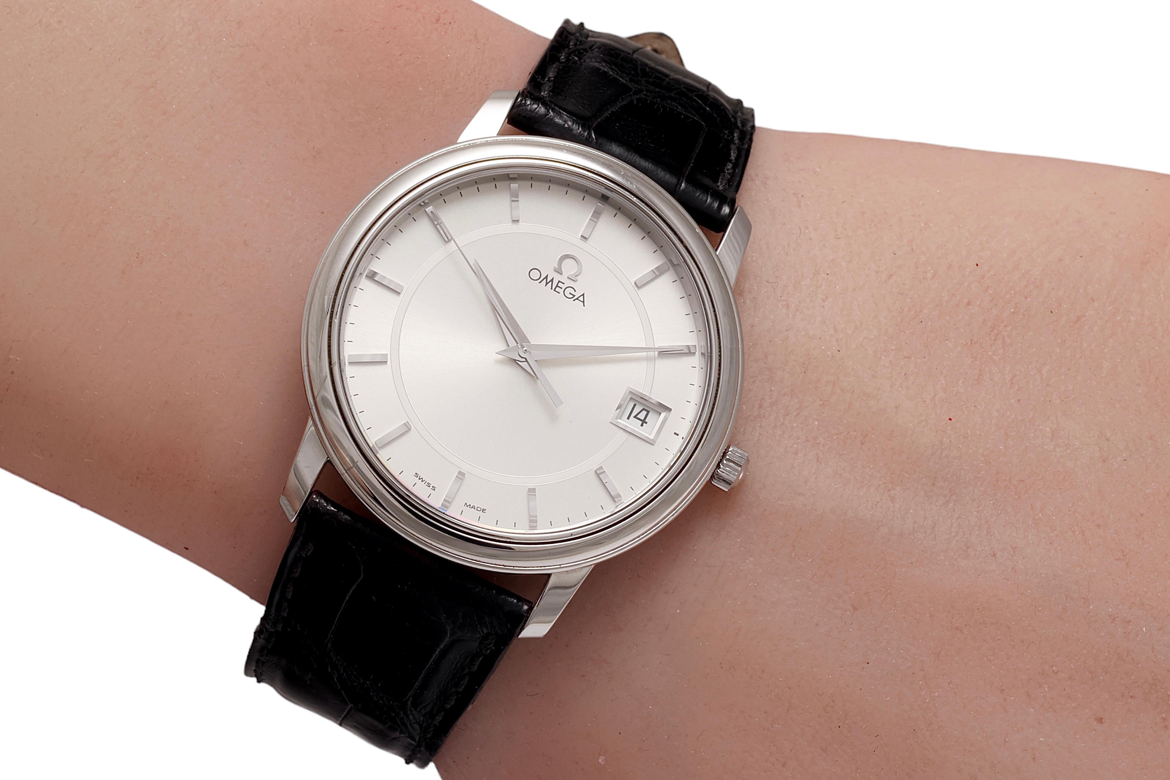 Omega Wrist Watch, Steel, Quartz, Top Condition For Sale 8