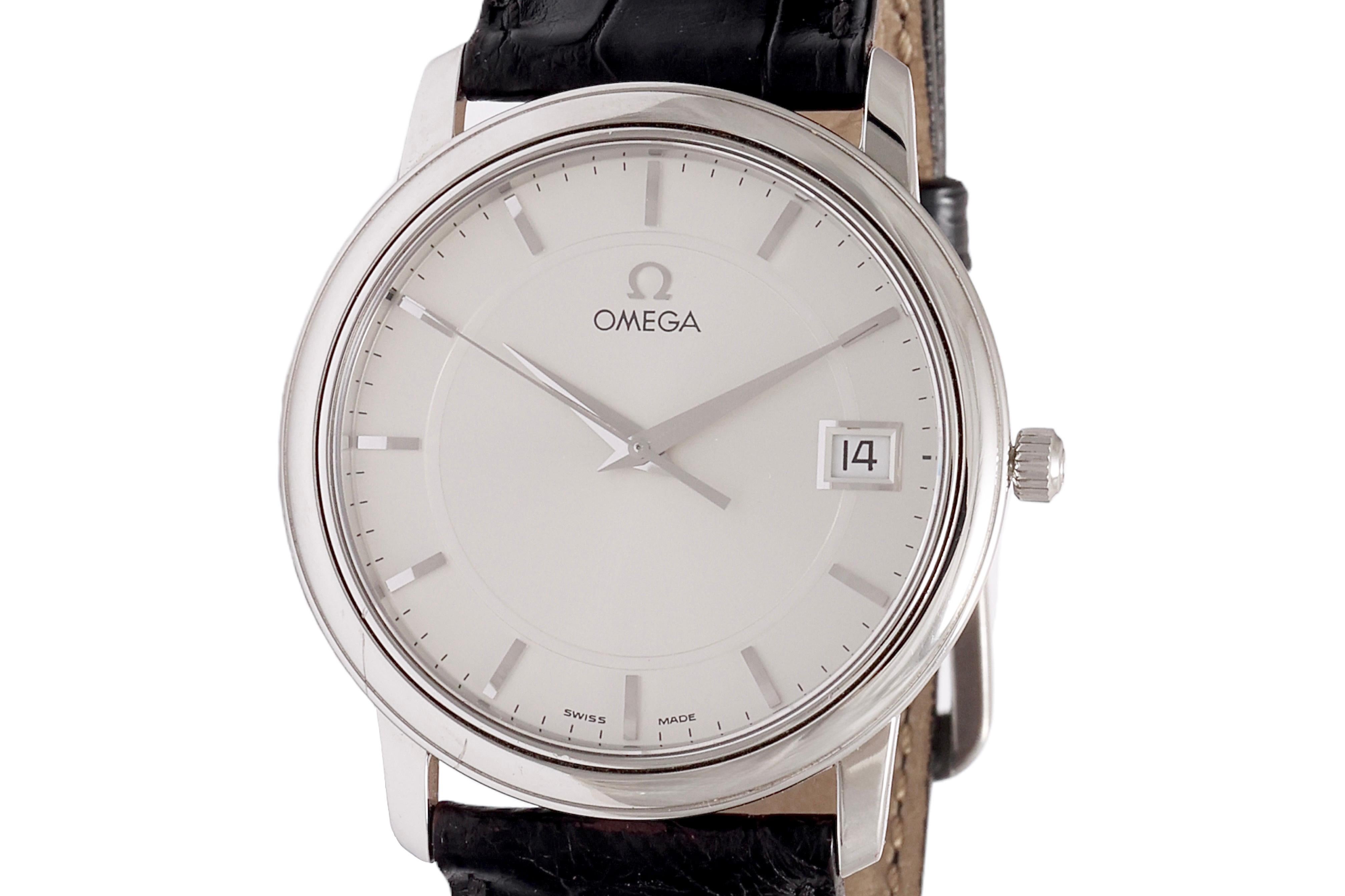 Women's or Men's Omega Wrist Watch, Steel, Quartz, Top Condition For Sale