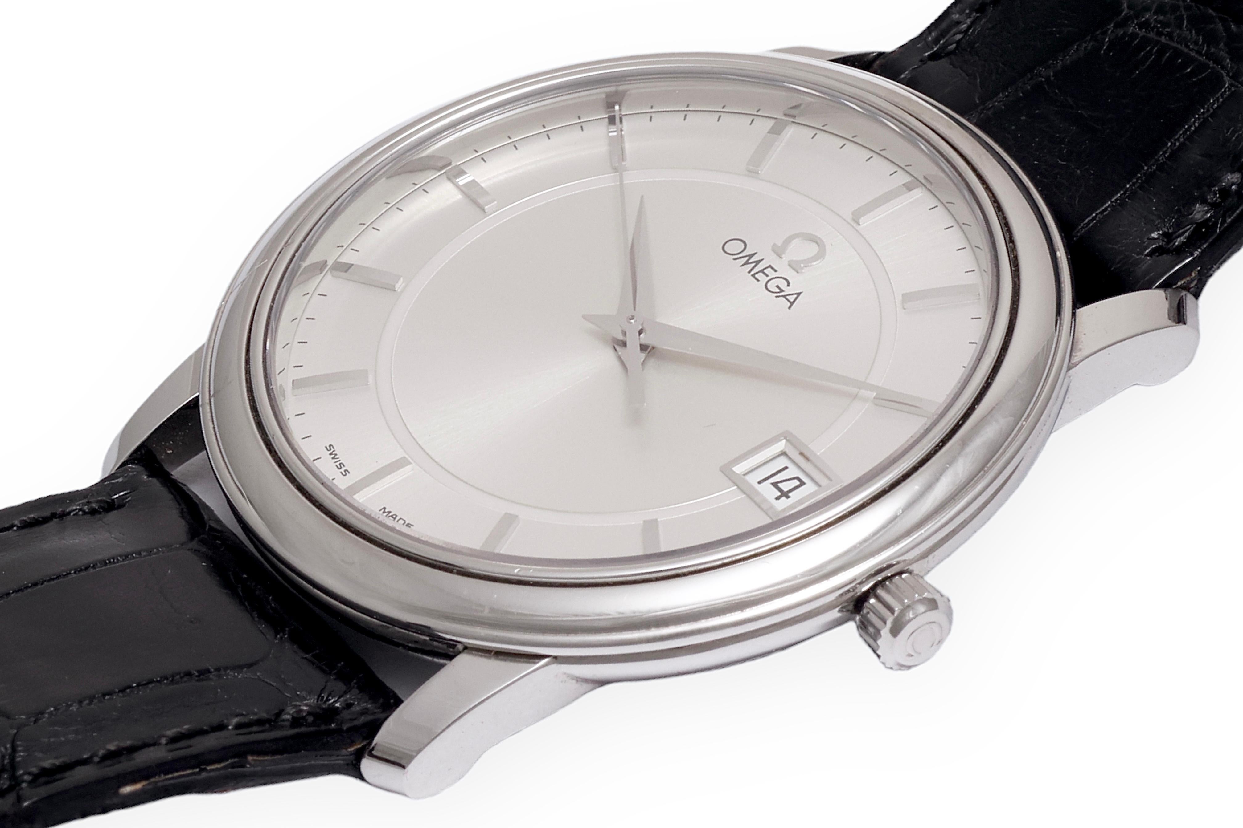Omega Wrist Watch, Steel, Quartz, Top Condition For Sale 2