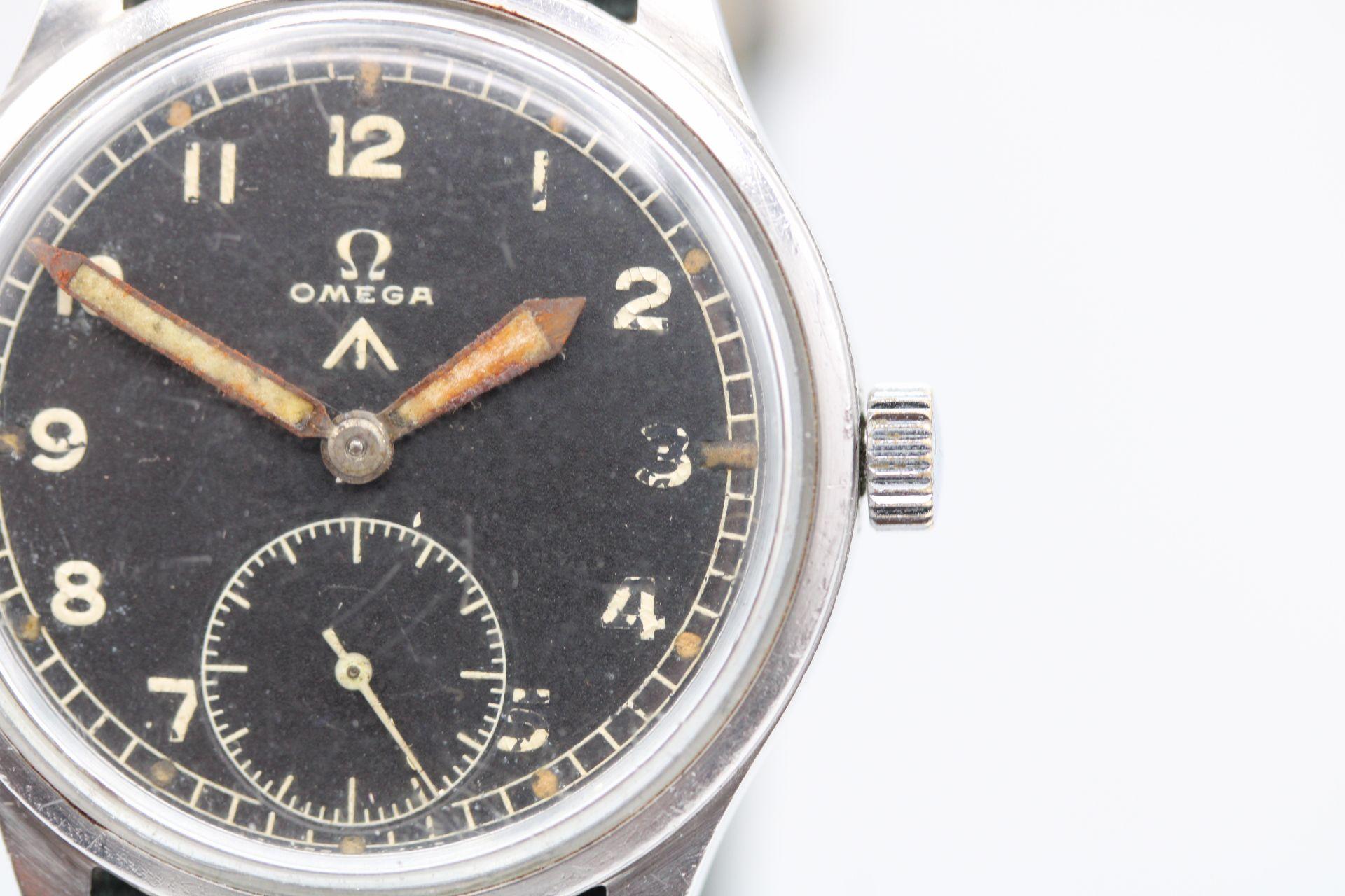 Omega WWW Britische Militäruhr 'Schmutziges Dutzend' um 1940 im Zustand „Relativ gut“ in London, GB