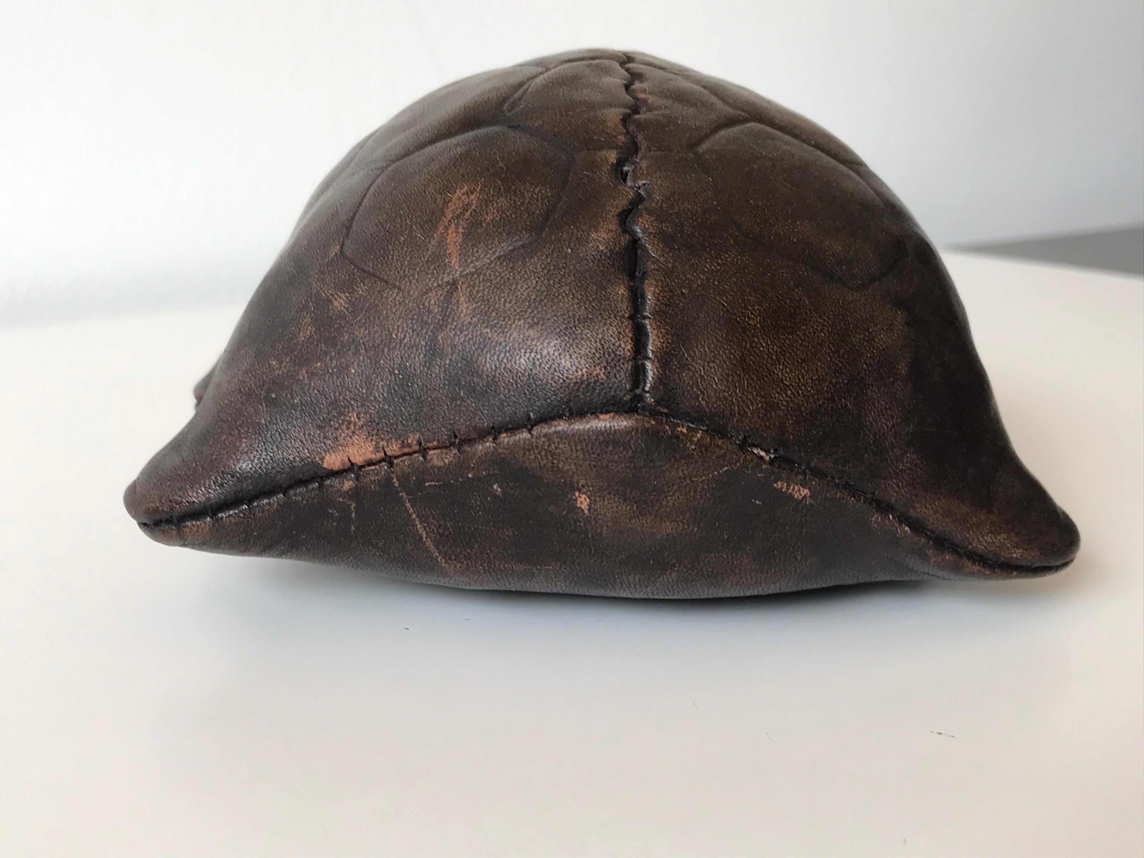 Omersa Leather Paperweight Turtle, 20th Century 4