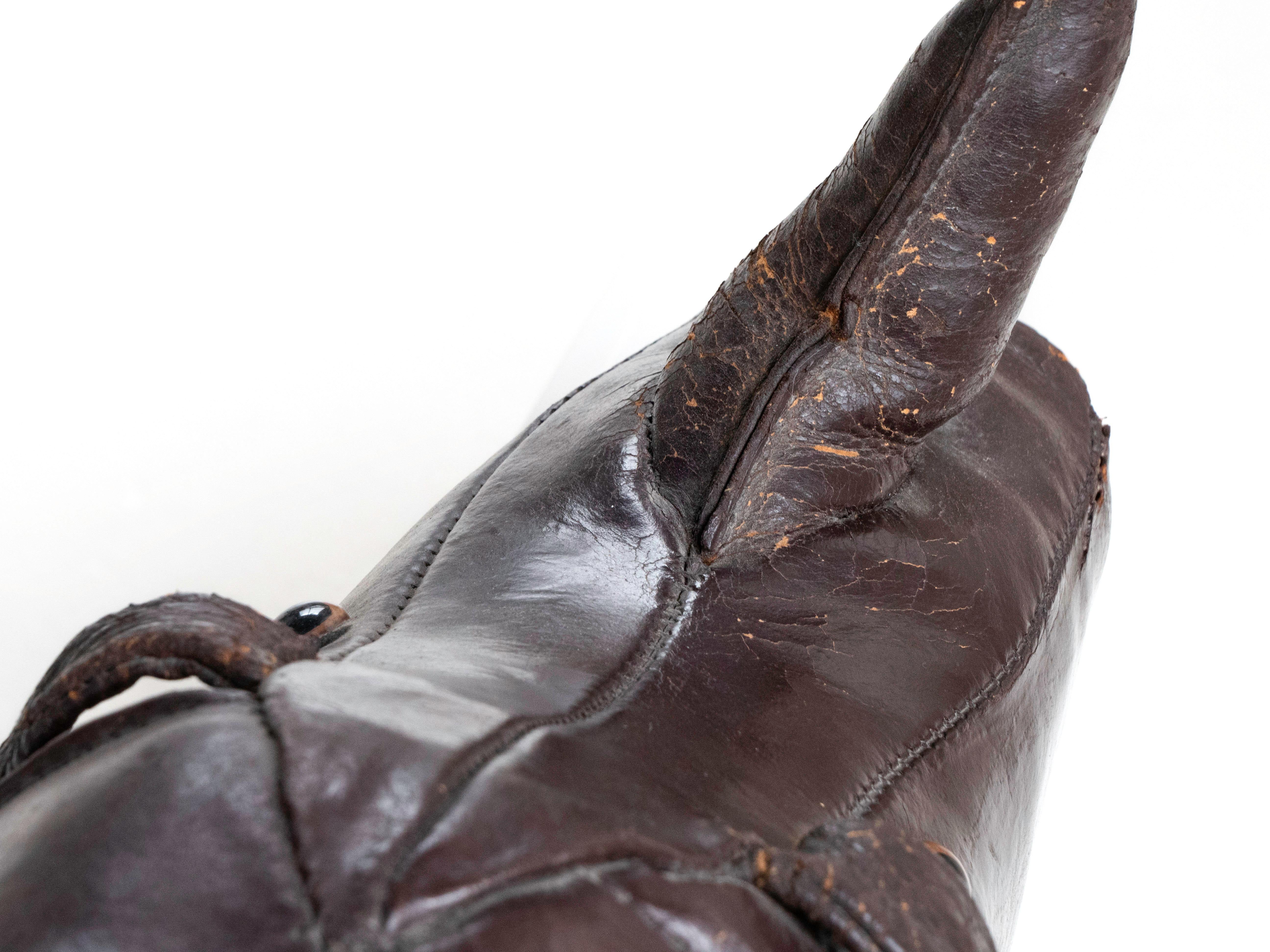 Omersa Handgefertigter Rhino-Fußhocker / Ottomane aus Leder, hergestellt in England, um 1960 im Angebot 2