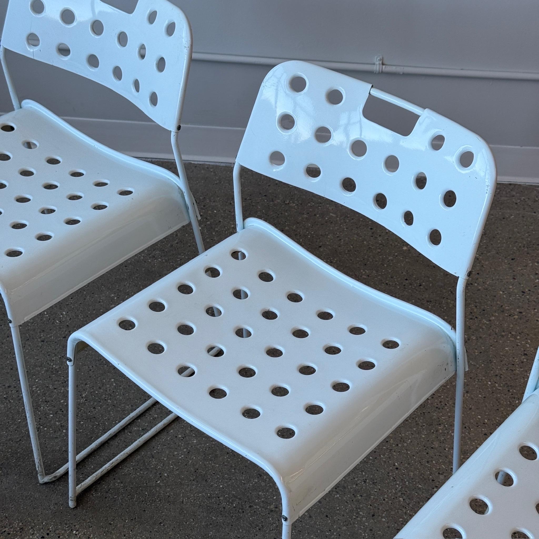 Omkstak-Stühle von Rodney Kinsman für Bieffelplast (Moderne der Mitte des Jahrhunderts) im Angebot