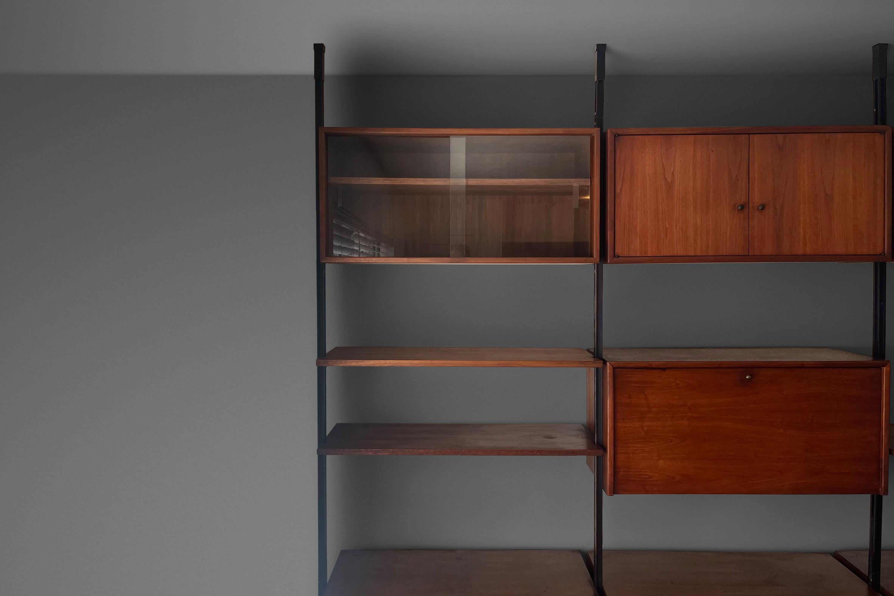 Mid-Century Modern Omni Style Wall Unit Room Divider in Teak After George Nelson, Usa, circa 1960s For Sale