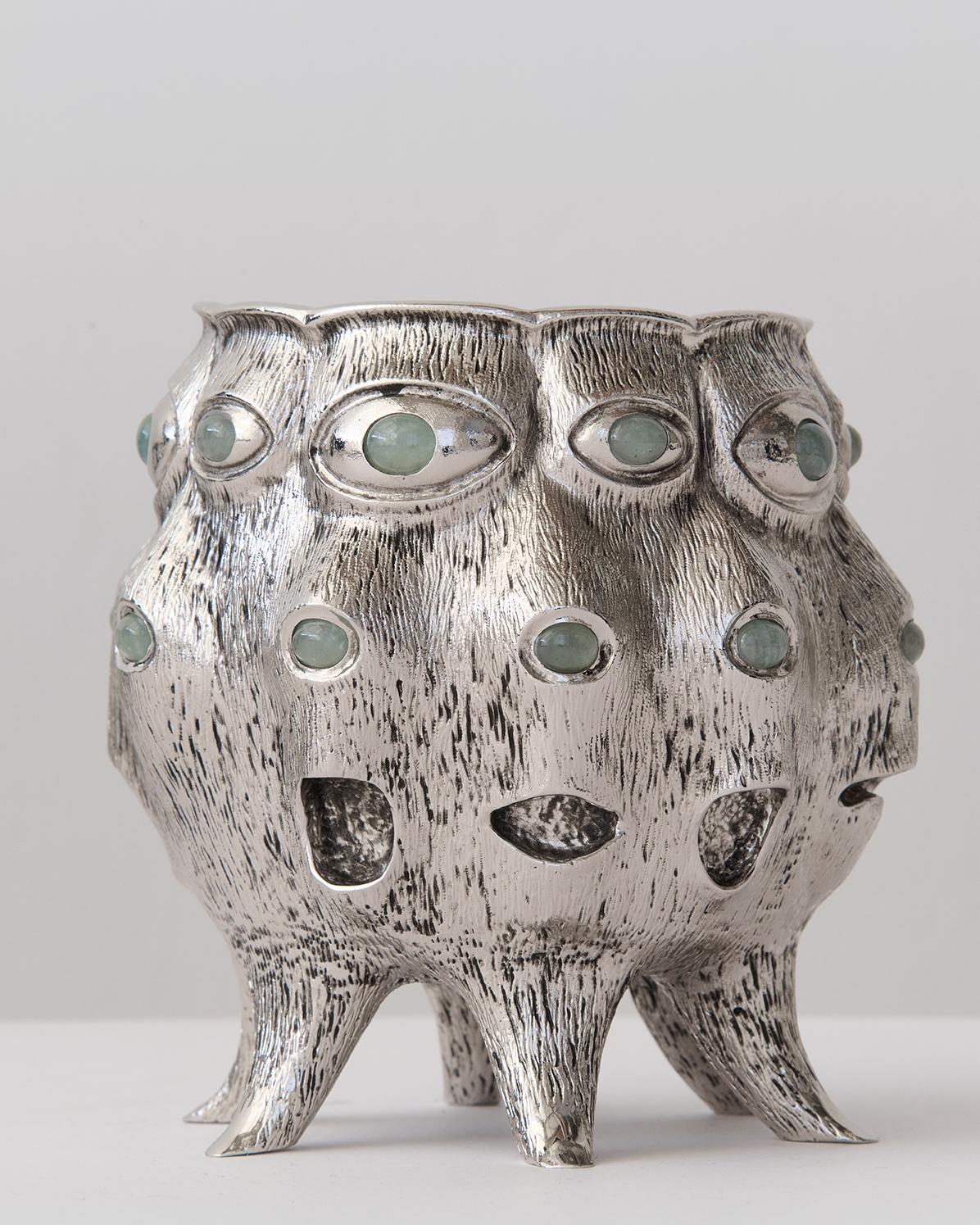 Omnia is the result of a unique collaboration between Alcino Silversmith, RTM (Raise the Moral), and MOTHER. Rooted in the concept of omniscience, the vessel explores the intersection of tradition, technology, and artistry. Its existence symbolizes