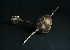 Omnia Vanitas Vanité 17 Kerzenleuchter aus patinierter Bronzeguss von William Guillon