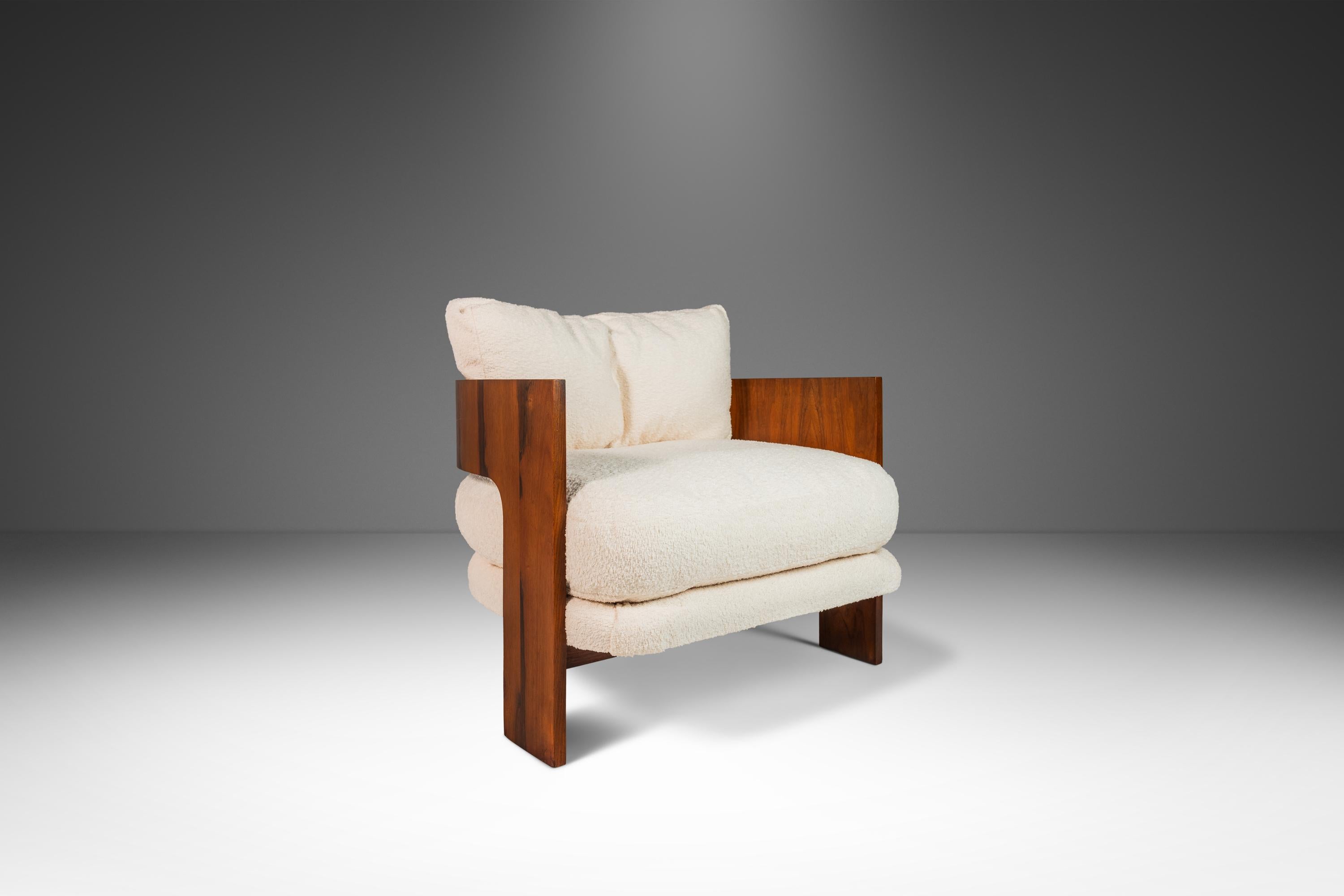 Mid-20th Century On-3 Lounge Chair in Rosewood & Bouclé by Milo Baughman for Thayer Coggin, 1966 For Sale