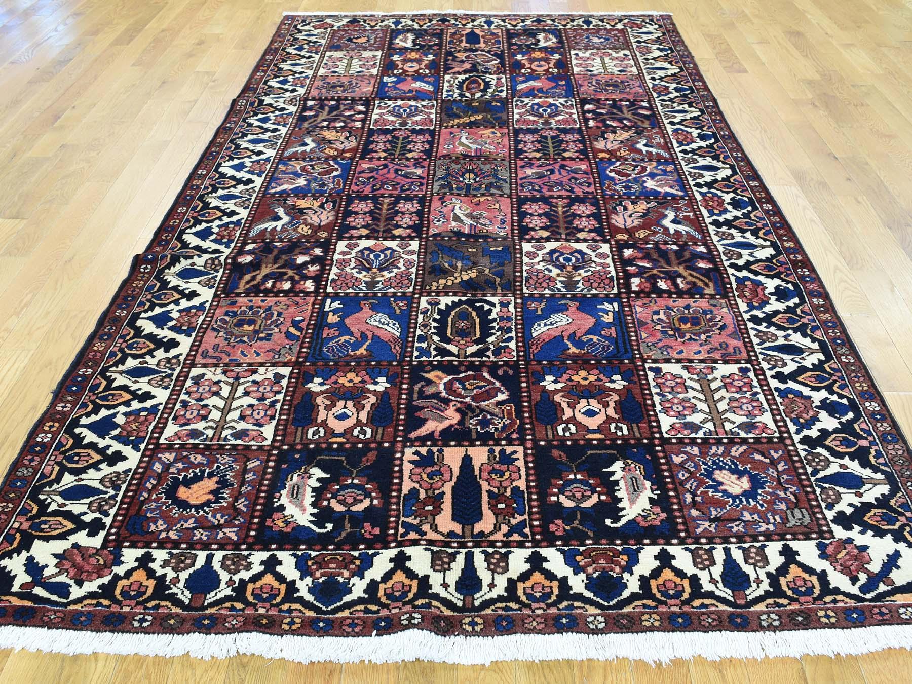Esta fabulosa alfombra anudada a mano ha sido creada y diseñada para ofrecer mayor resistencia y durabilidad. Esta alfombra ha sido elaborada a mano durante semanas con el método tradicional que se utiliza para fabricar alfombras. Se trata realmente