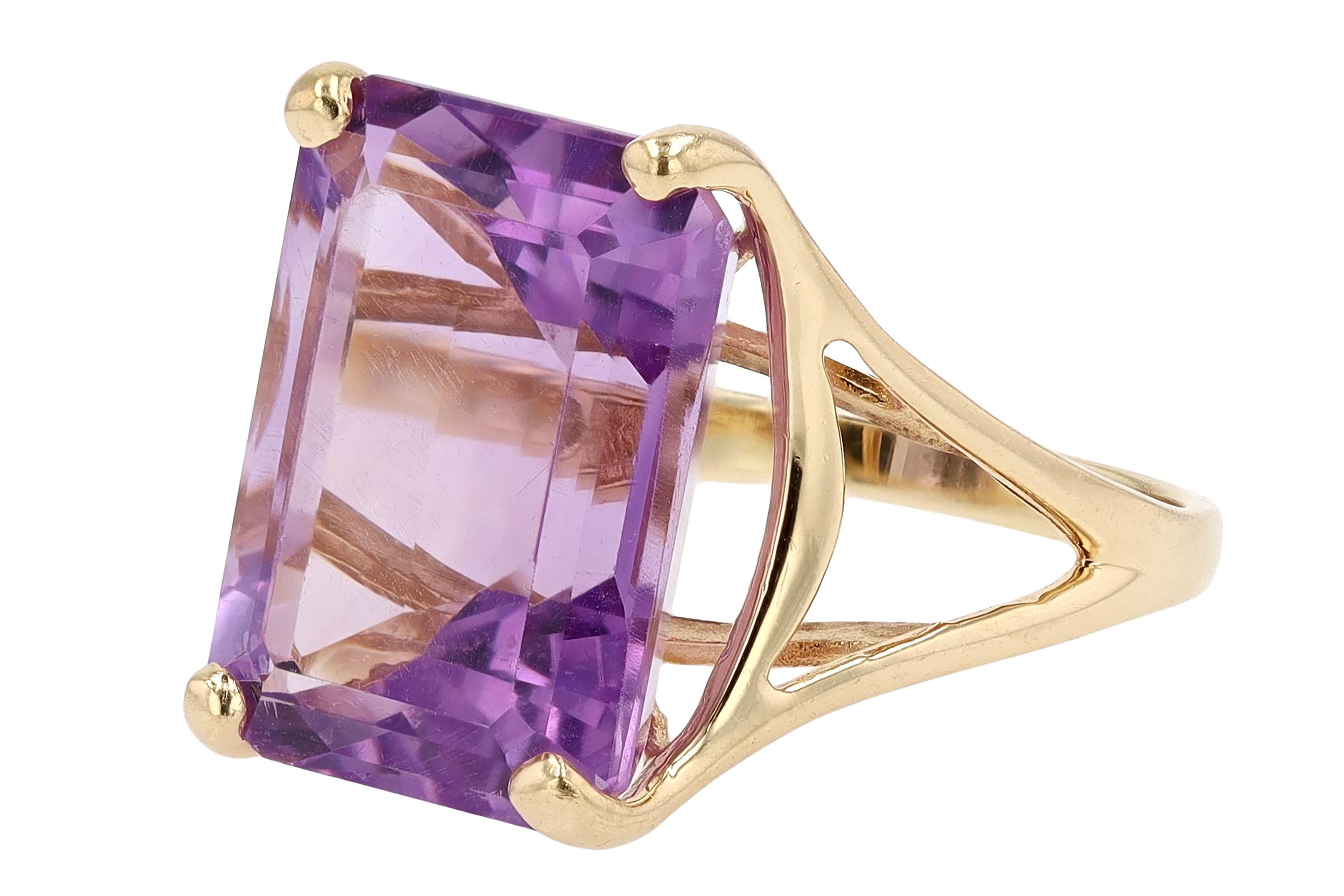 ON HOLD 4 BRIAN 19 Carat Amethyst Estate Cocktail Ring In Good Condition In Santa Barbara, CA