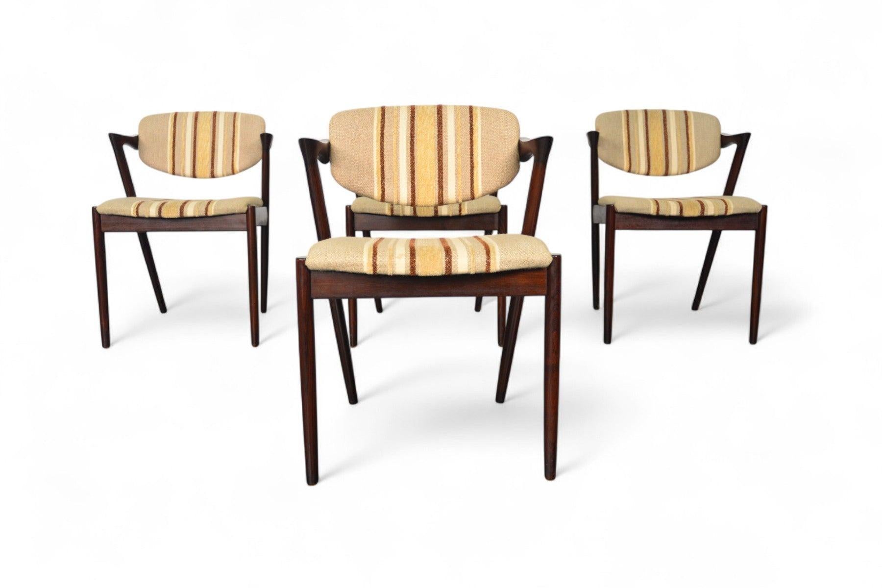 En espera - Juego de seis sillas de comedor Kai Kristiansen Modelo 42 en palisandro + raya Moderno de mediados de siglo en venta