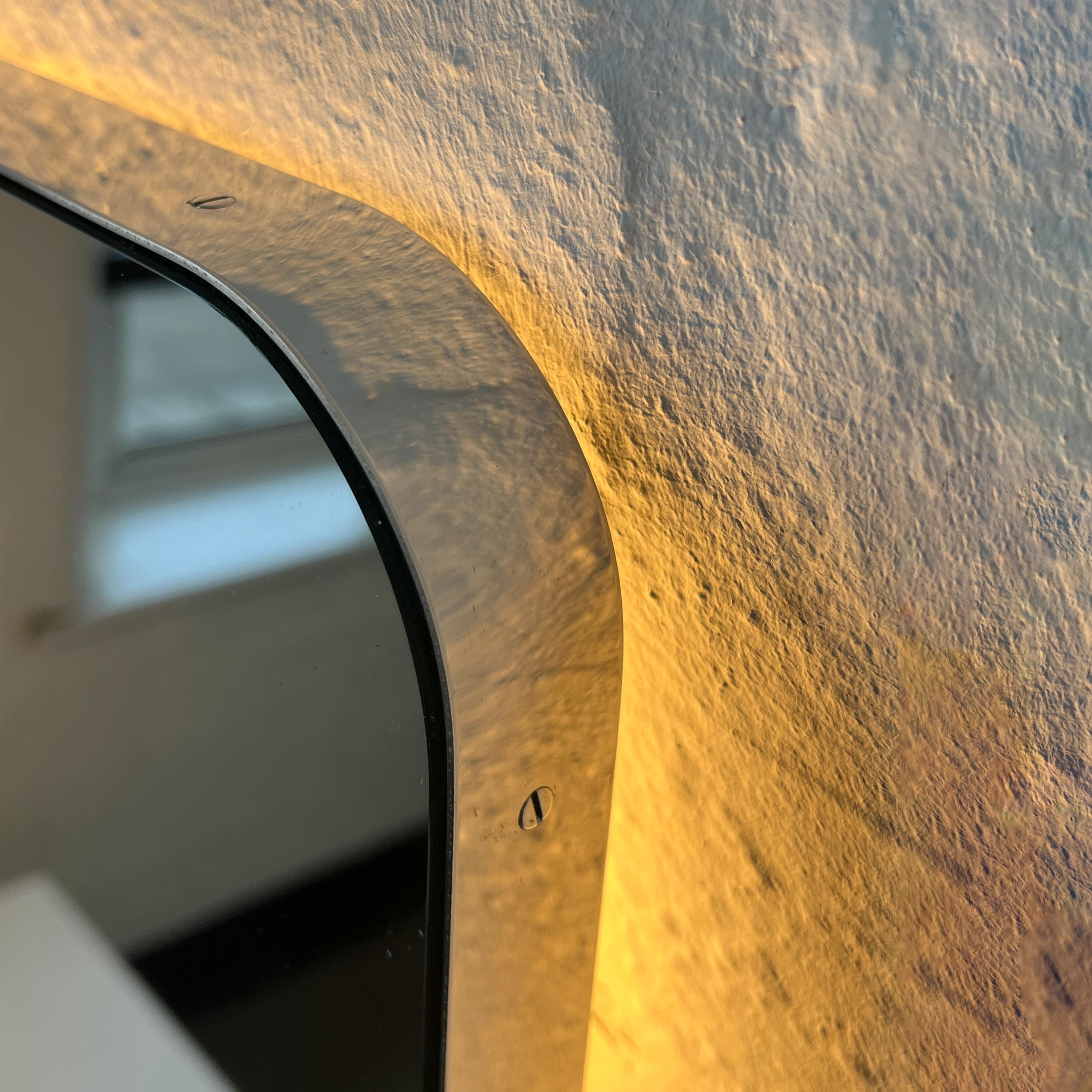 IN VENDITA Specchio rettangolare Quadris retroilluminato con cornice in acciaio inossidabile in vendita 3