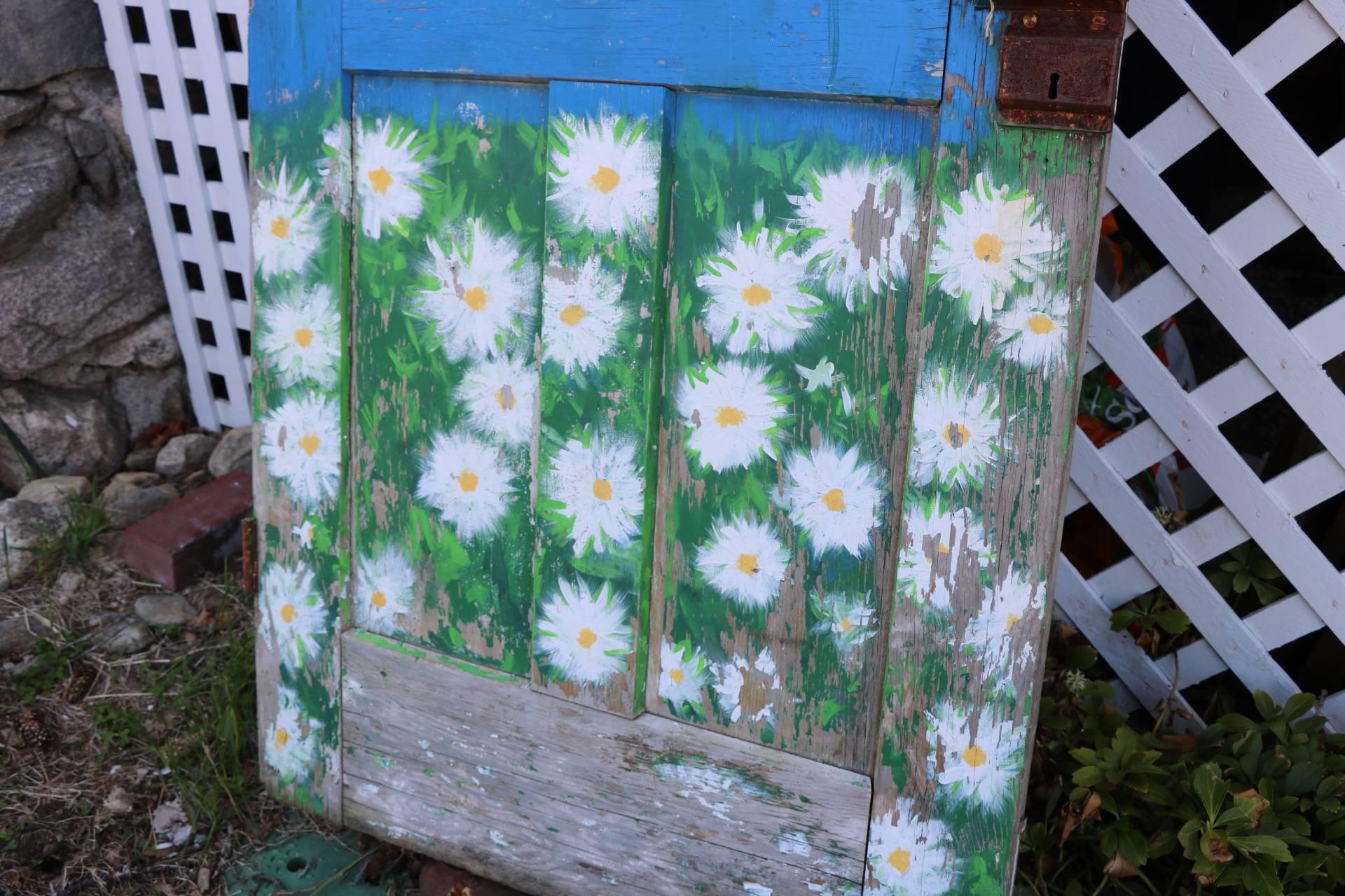 Mid-Century Modern Old Antique Door. Hand Painted Chippy Blue and Beautiful Daisies.  Tortoise Knob For Sale